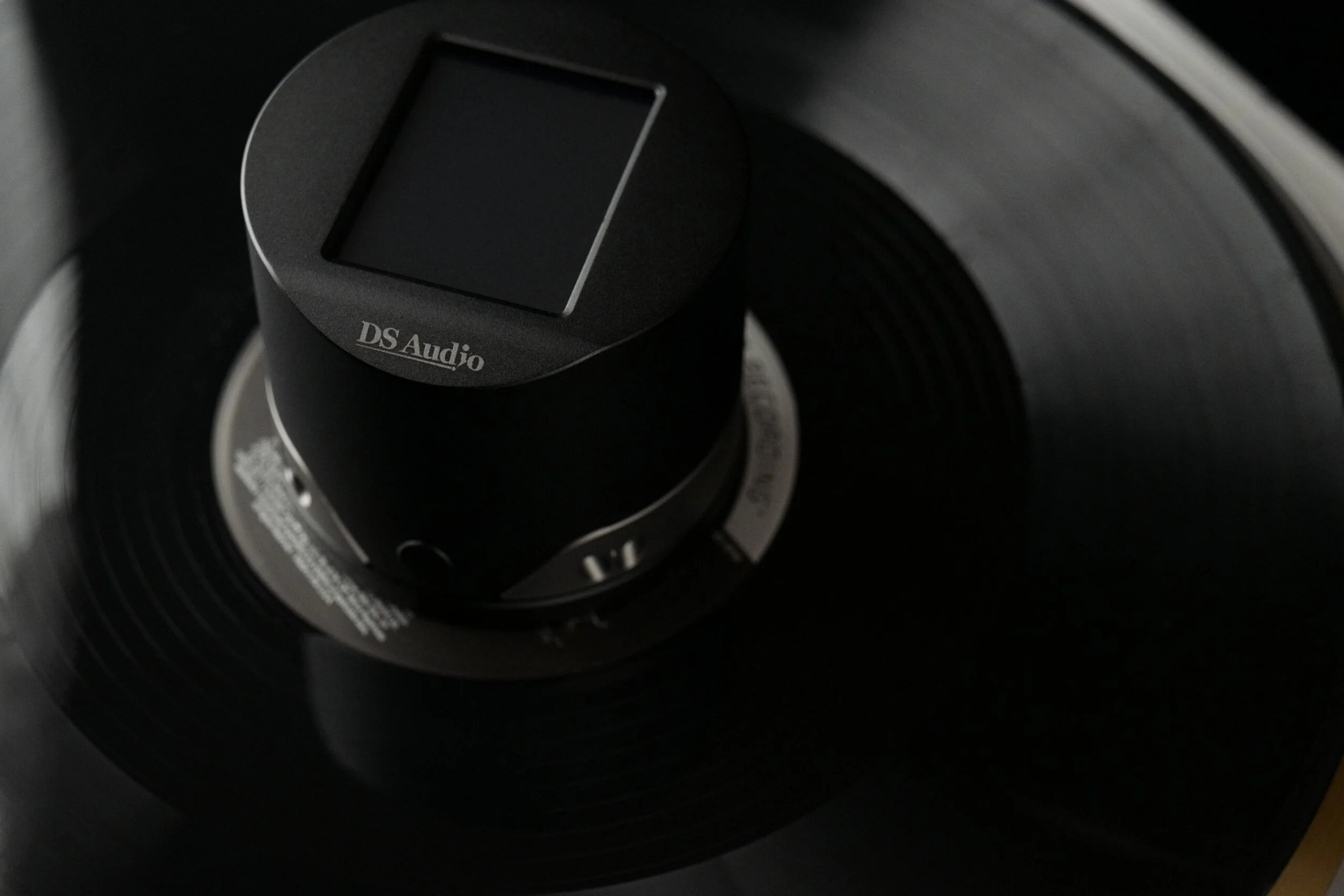 Walden High-End Audio DS Audio ES-002 CORE Eccentricity Detection Stabilizer