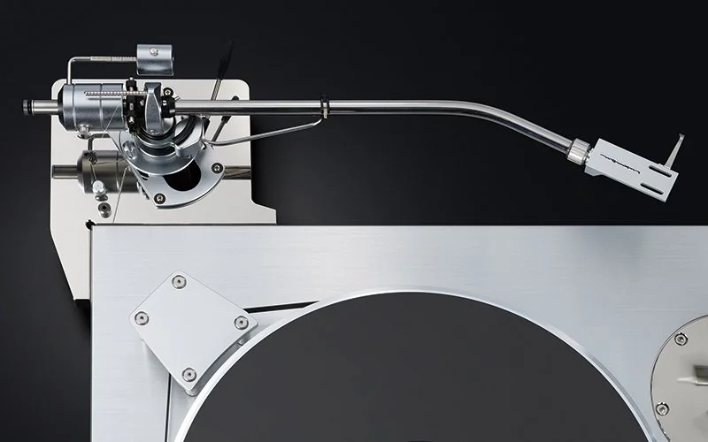 LUXMAN PD-191A Turntable at Walden High-End Audio, official LUXMAN dealer. High-End Audio Brussels, Turntables Brussels, Hi-Fi Brussels, Hi-Fi Tervuren, High-End Audio Shop Tervuren, High-End Turntables Brussels, LUXMAN Turntables Brussels