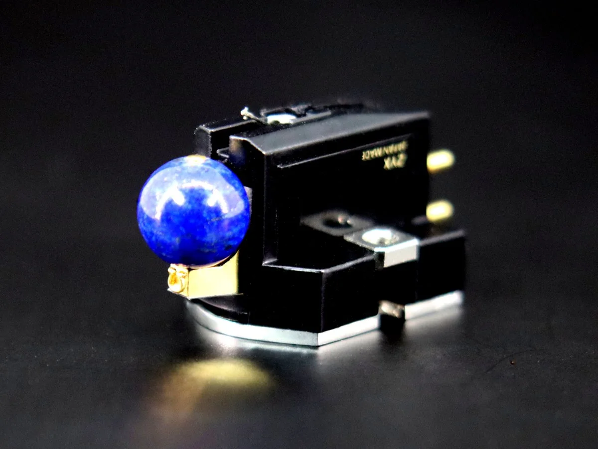 ZYX Ultimate VX ASTRO Phono Cartridge at Walden High-End Audio, ZYX official dealer. Hi-Fi Tervuren, High-End Audio Brussels, Phono Cartridges Brussels, Turntables Brussels