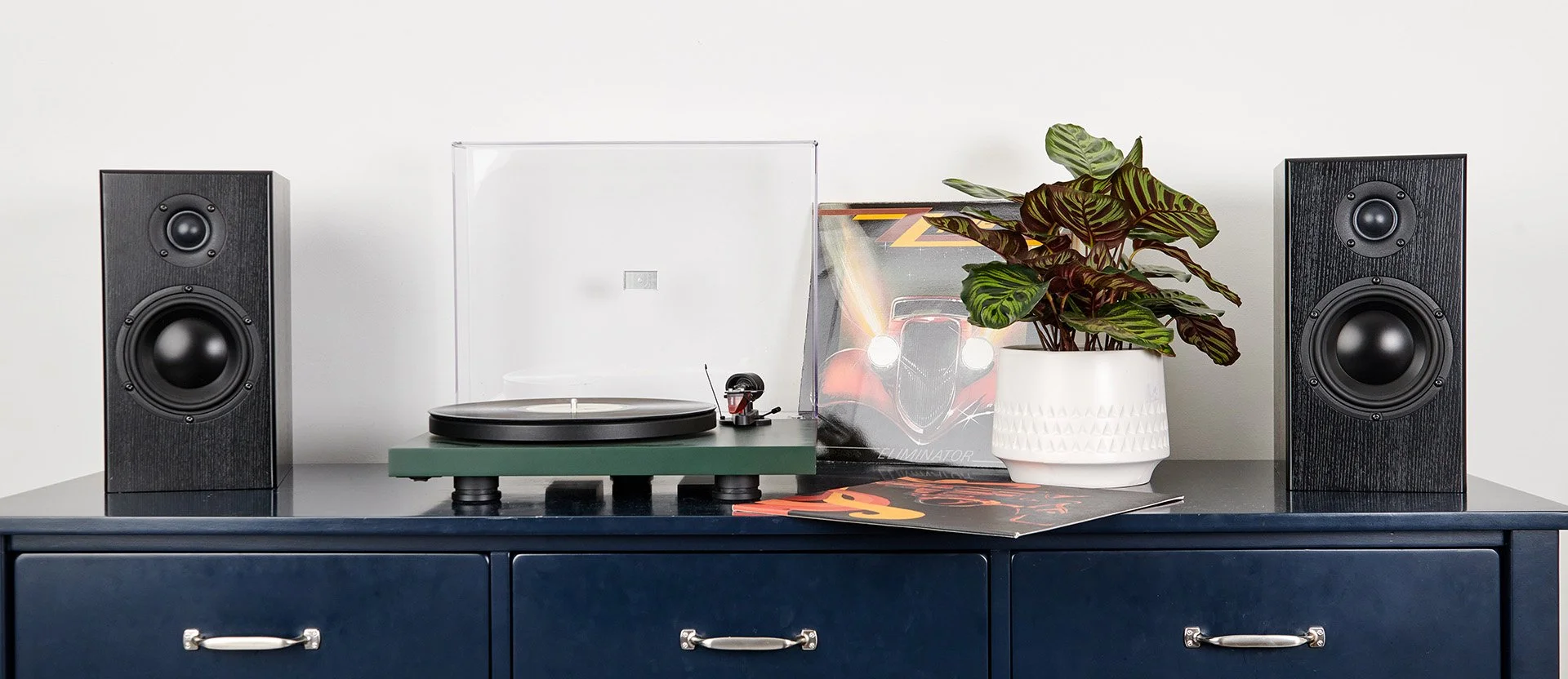 Walden High-End Audio Totem Acoustics Loudspeakers | Totem Acoustics Floor Standing Speakers | Totem Acoustics Monitor Speakers | Totem Acoustics Center Speakers | Totem Acoustics On-Wall Speakers | Totem Acoustics Official Dealer