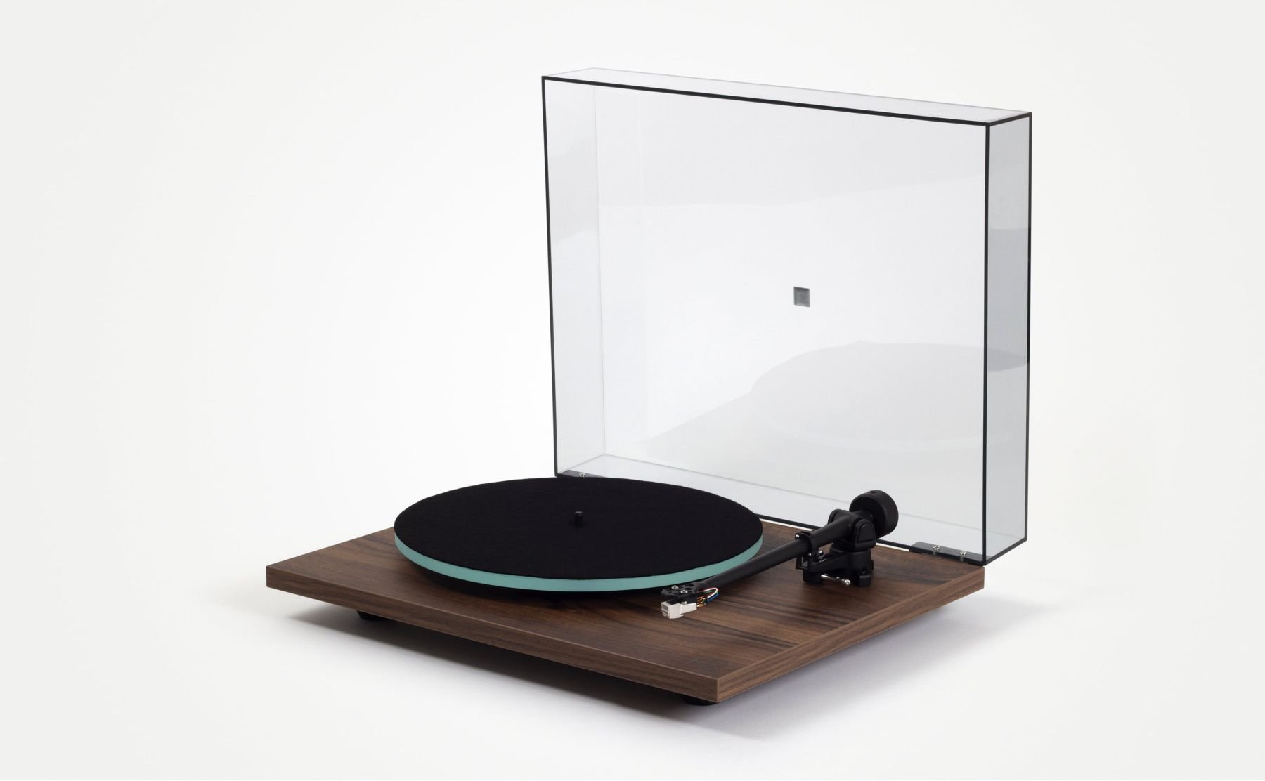 Walden High-End Audio Rega Planar 2 Turntable