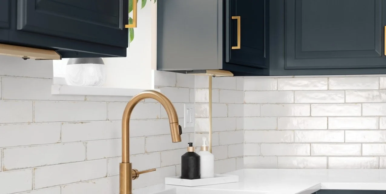 Viking Dist. Florida Tile Residential Porcelain Wall Tile / Collection: Storied / Color: Cotton White Glossy - SKU:  FTISTE10G2.5x10 / Size: 2.5" x 10" - (Available in more sizes!) / Click on picture above to see enhanced view! 