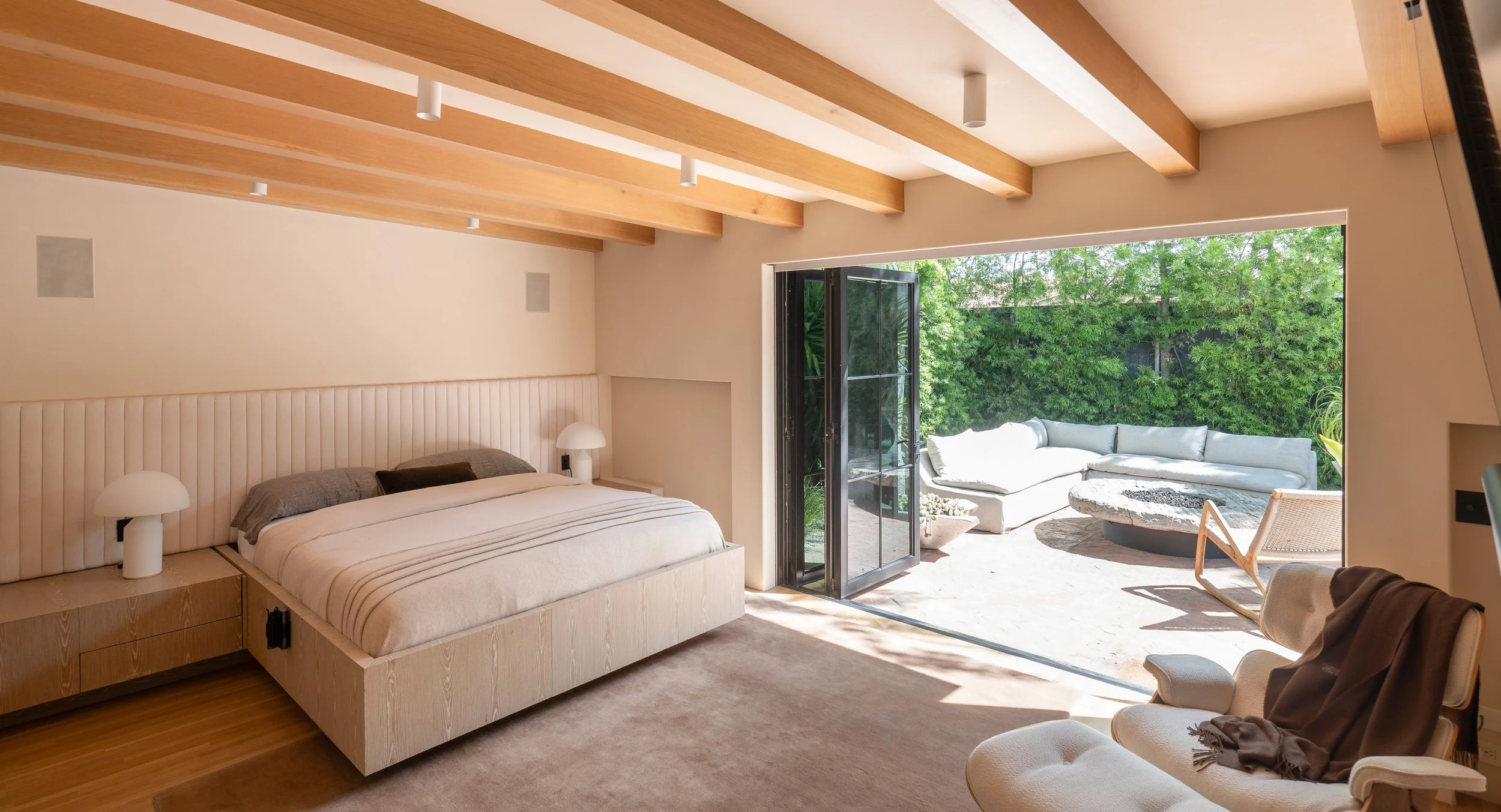 330 N Arden-38-Edit.jpg