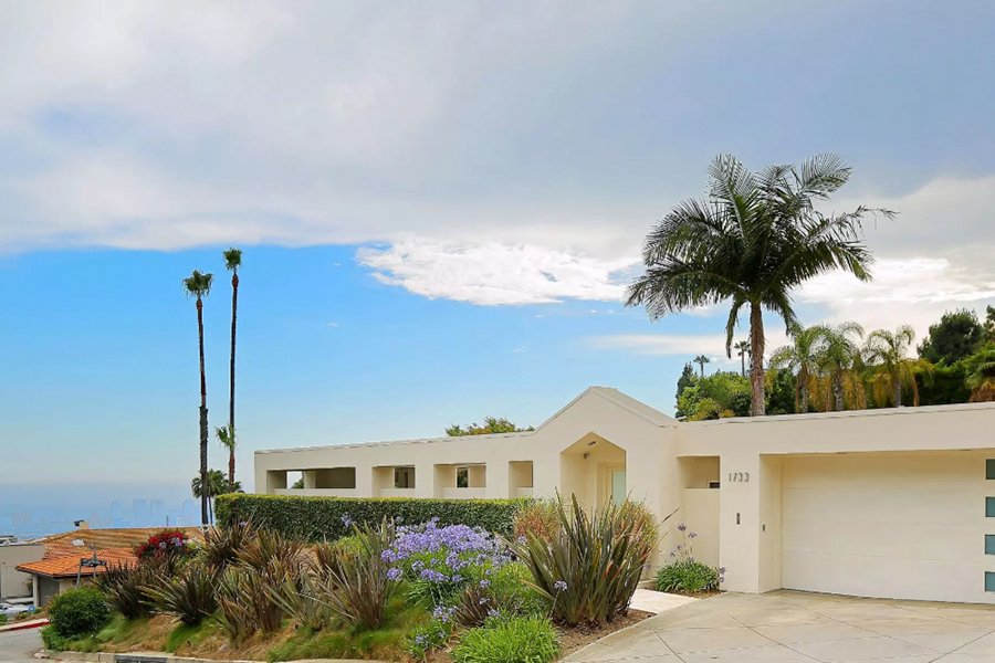 SOLD $6,350,000 | 1733 N Doheny Drive | Bird Streets