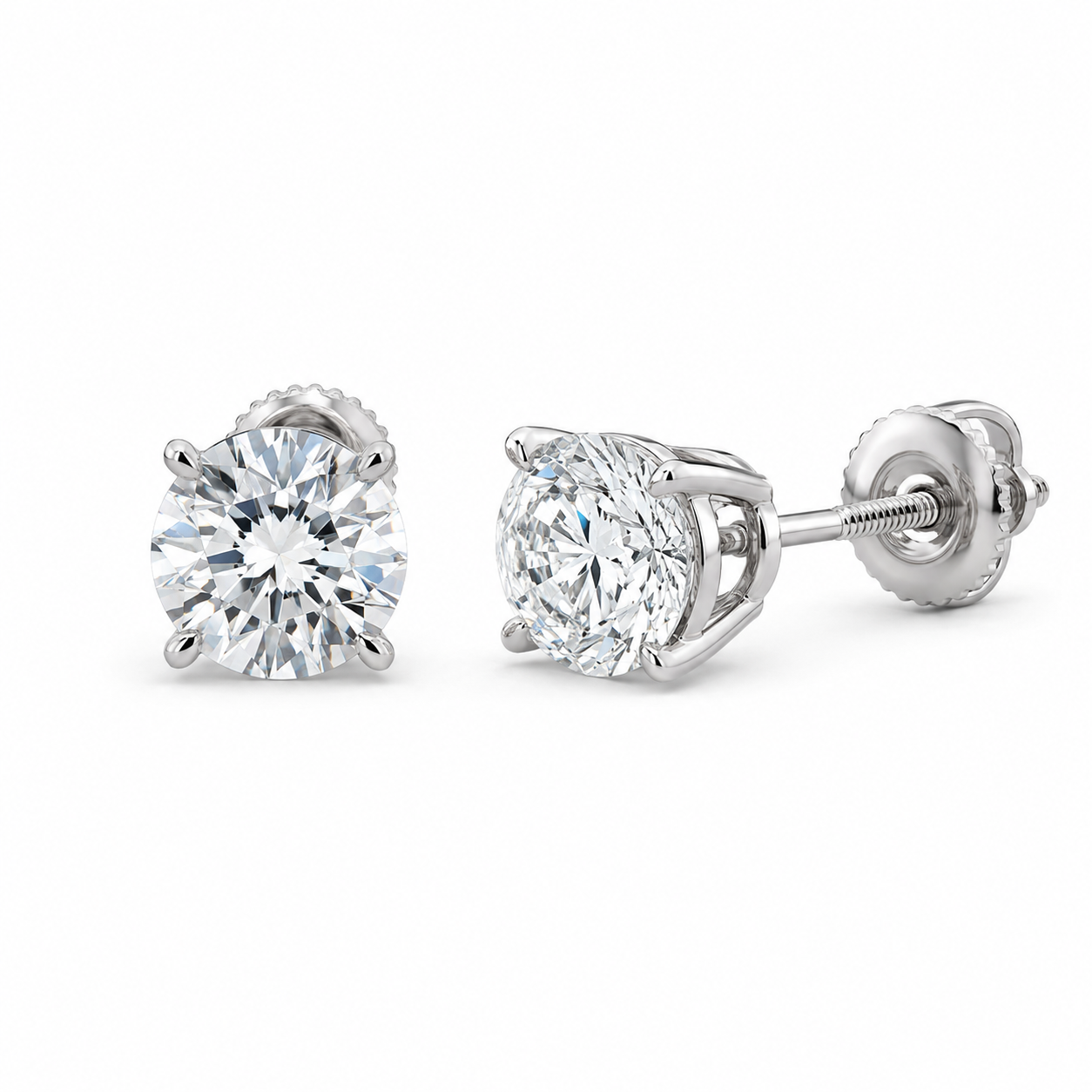 Round_White_Gold_05_Studs_Product.png