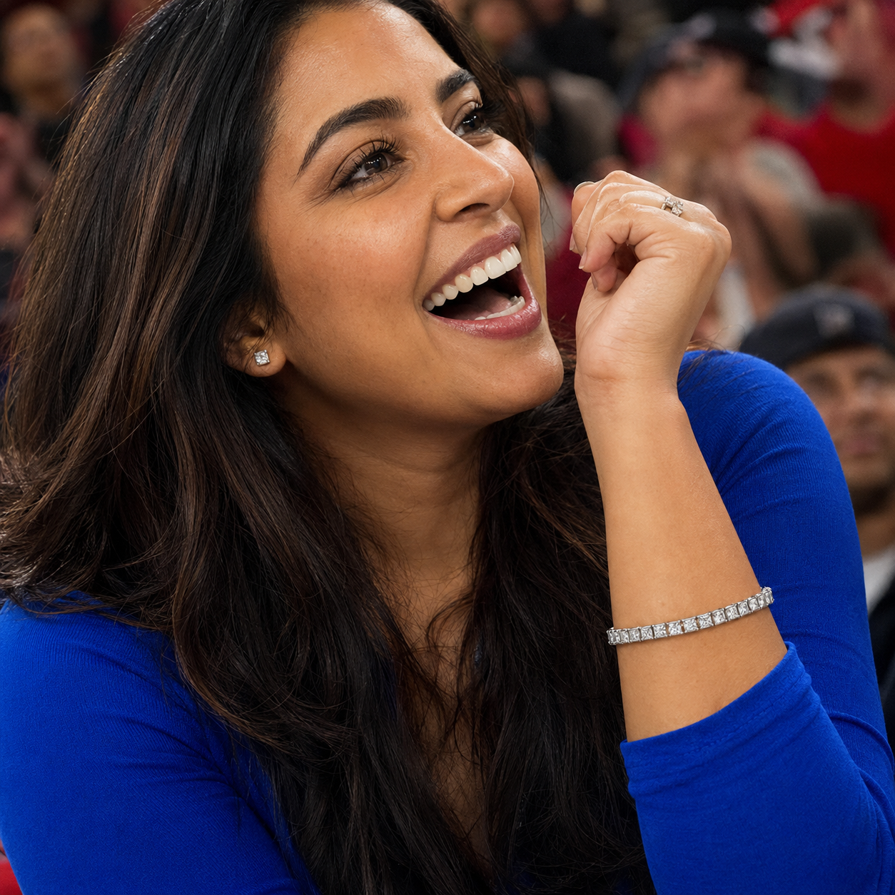 TJ16_Lifestyle_WG_Princess_4Prong_Tennis_Bracelet.png