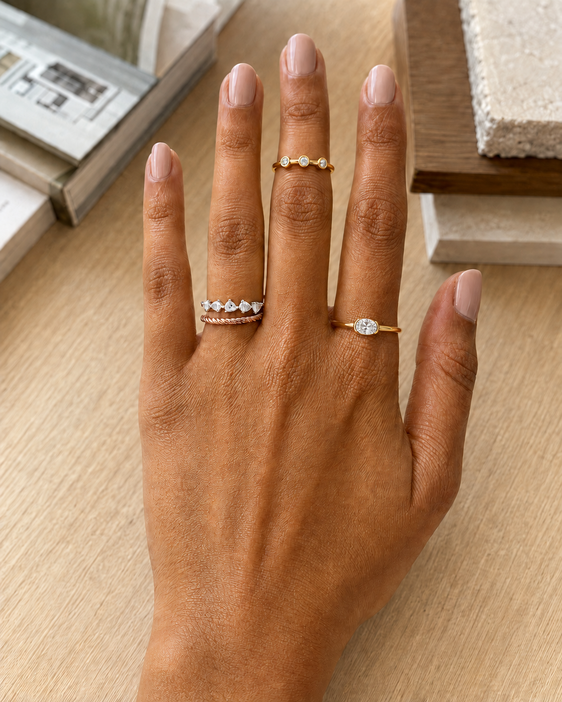 FR13B Lifestyle Oval Pear Rope Bezel Midi Set.png