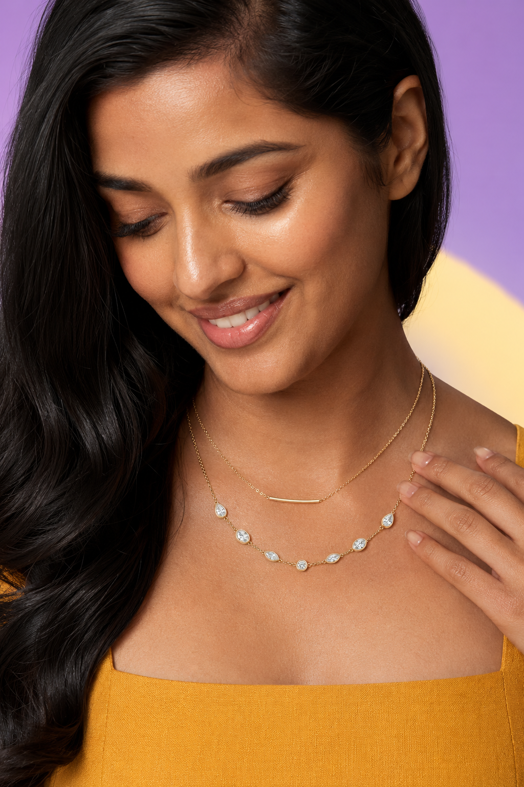 PN18_Lifestyle_Yellow-Gold_Mixed-Cut-Station-Necklace.png