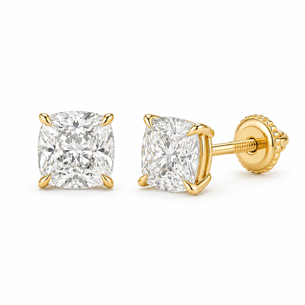 Cushion_Yellow_Gold_05_Studs_Product.png