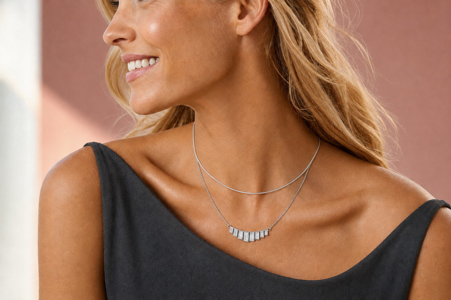 PN08_Lifestyle_White-Gold_Baguette-Arc-Pendant.png