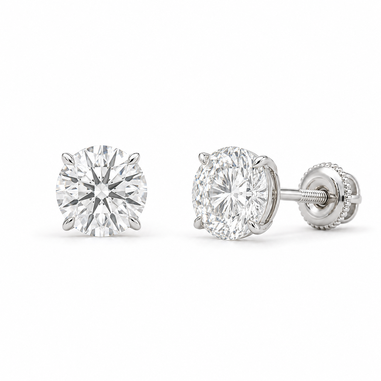 E01_Product_White-Gold_Round-Solitaire-Studs.png