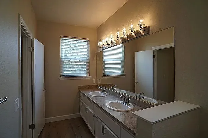 bathroom 2 (2).webp
