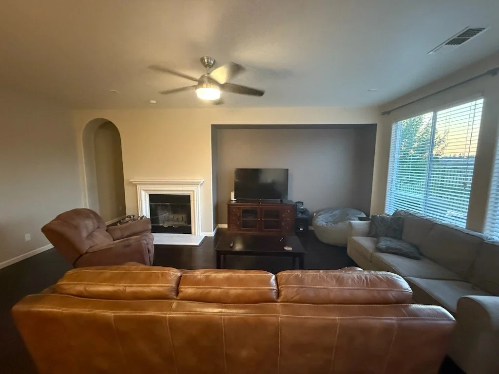 Family room.jpg