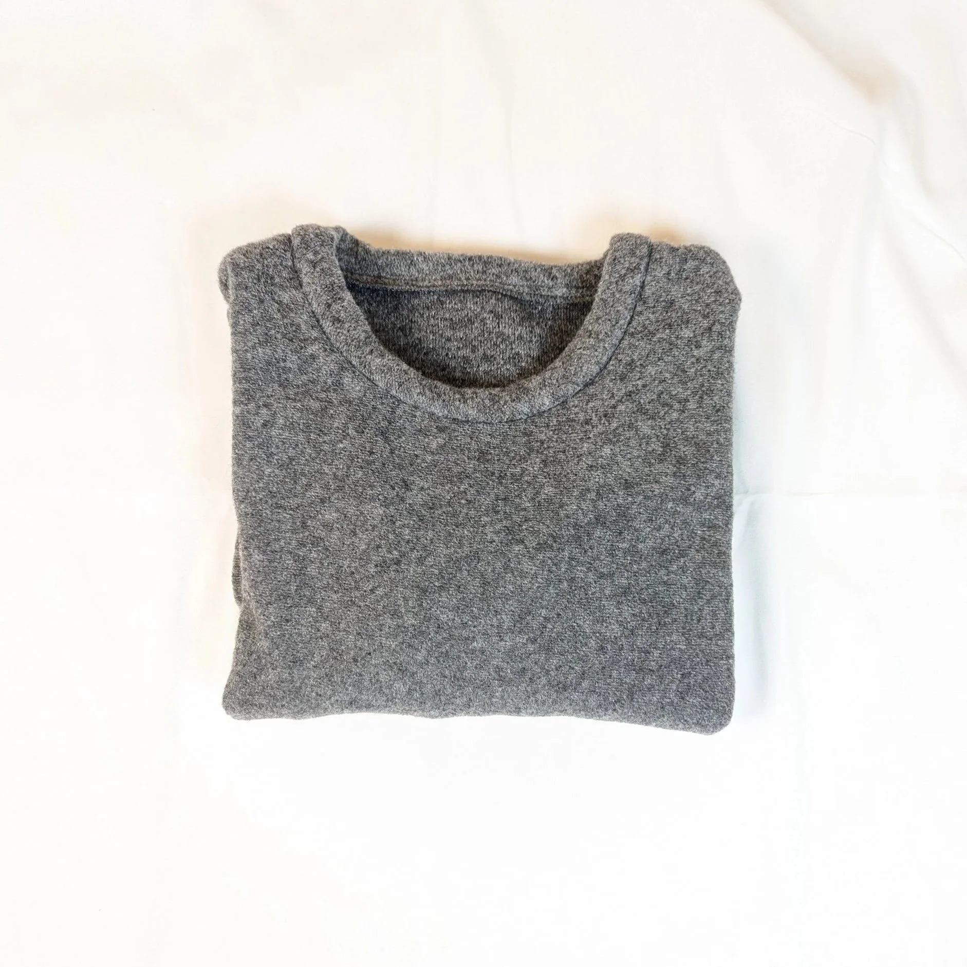 Genova T in grey wool