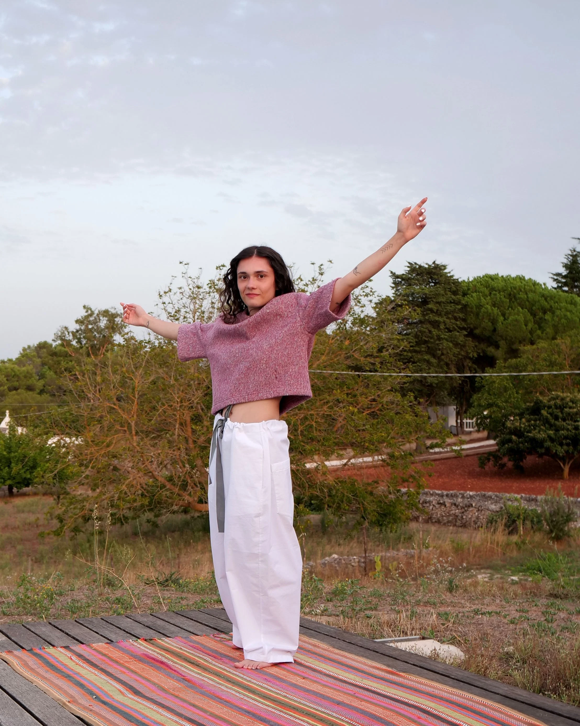 Roberta in Bari pant with Genova T