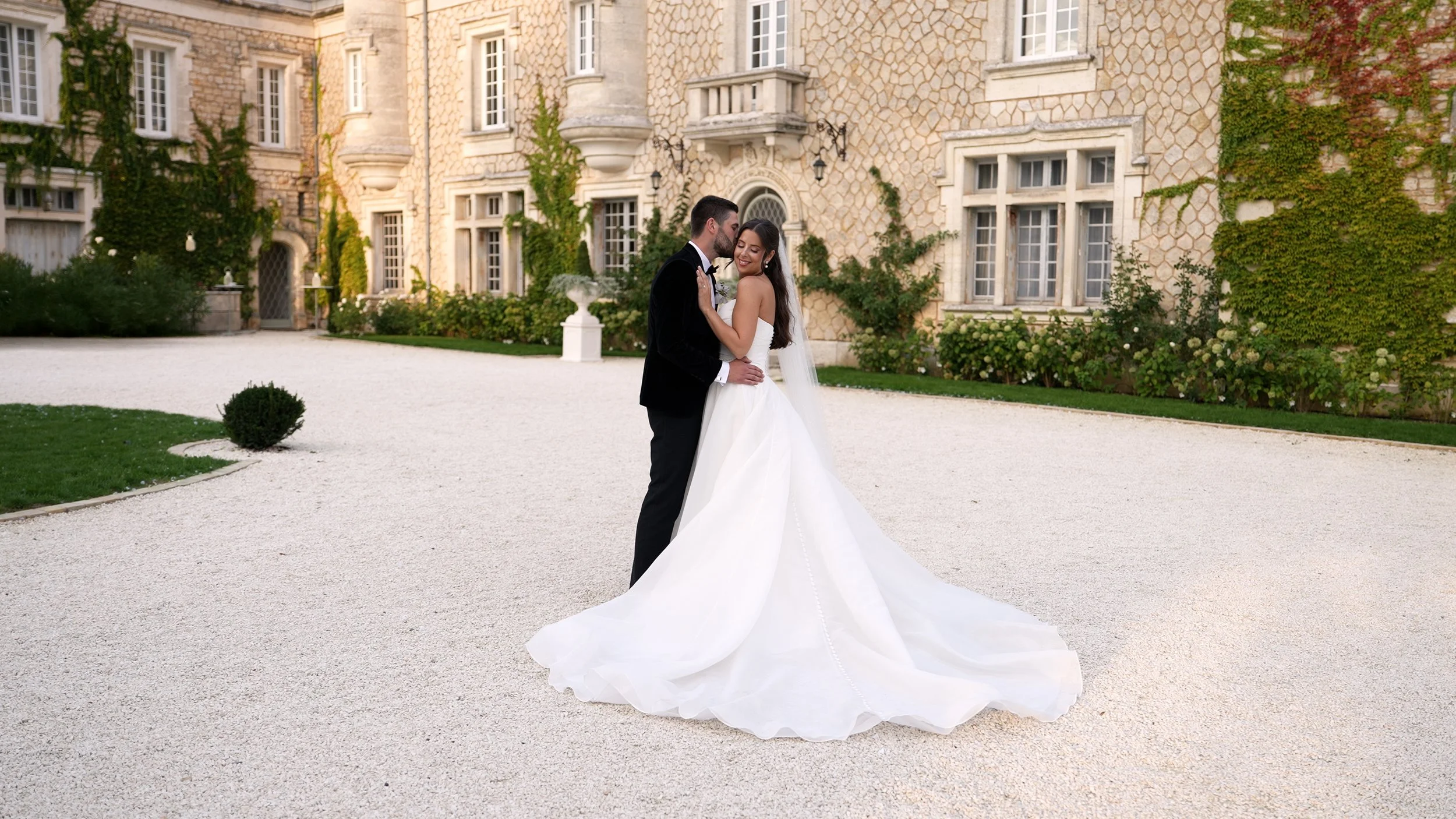 Beth&Harry - Kiss_1.jpg