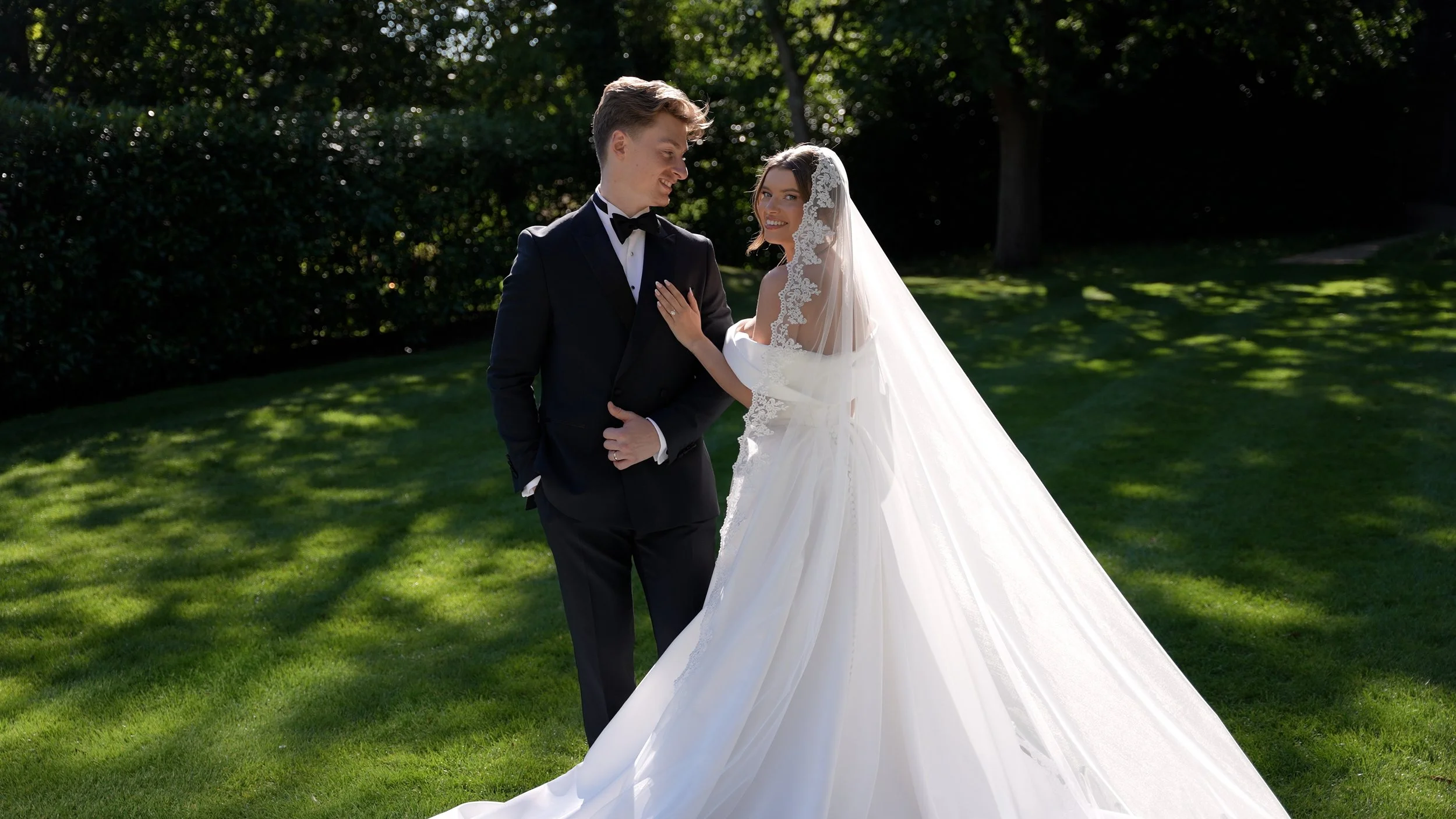 ANASTASIYA & SAMUEL