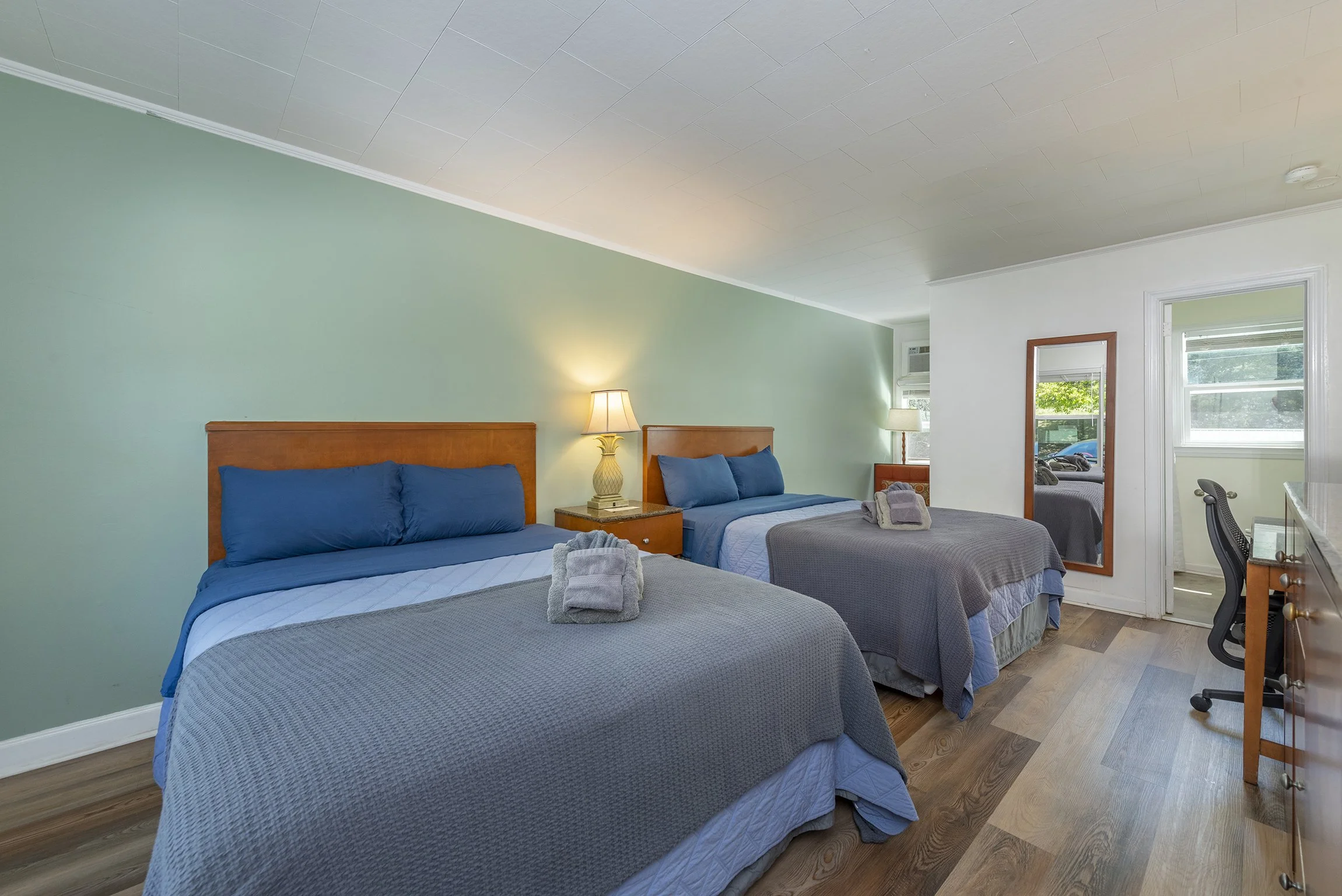 Geneva web size (8).jpg