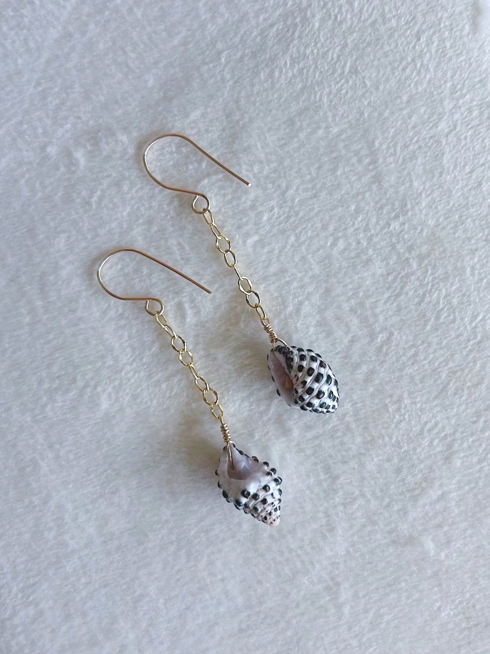 Checkered Shell Earrings