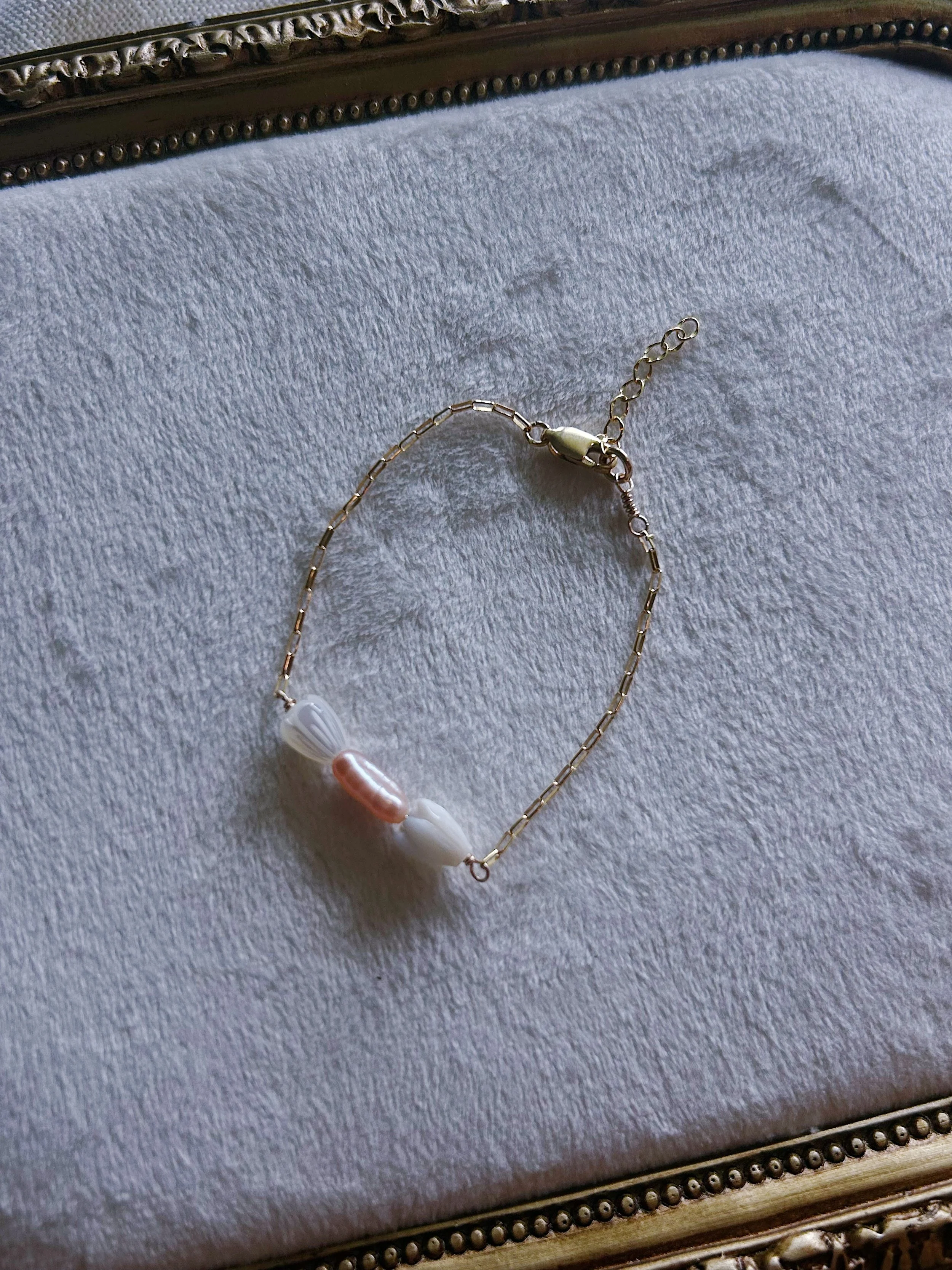 Edison Freshwater Pearl & Puka Necklace