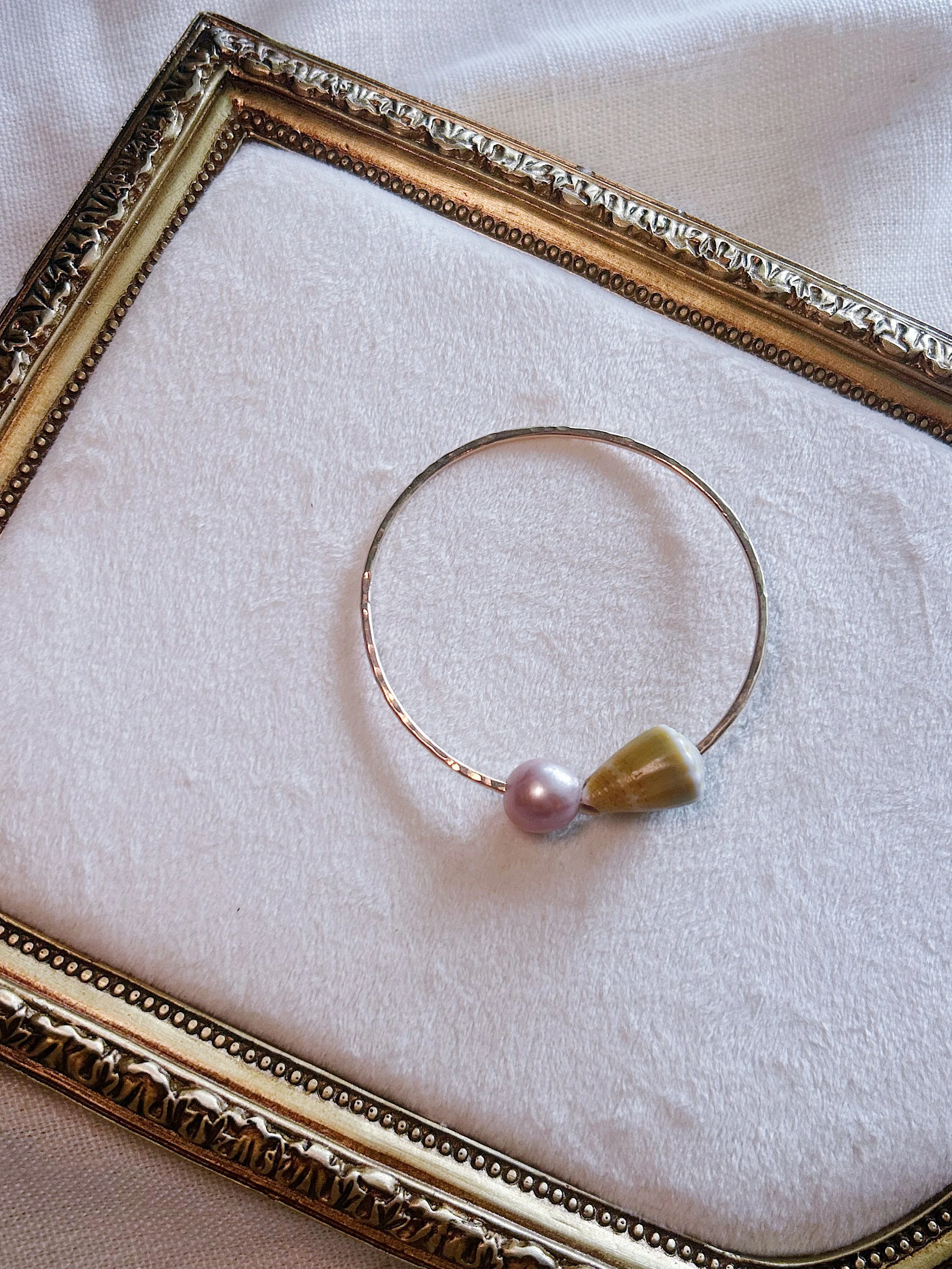 Size 8 - Cone Shell and Edison Pearl Bangle