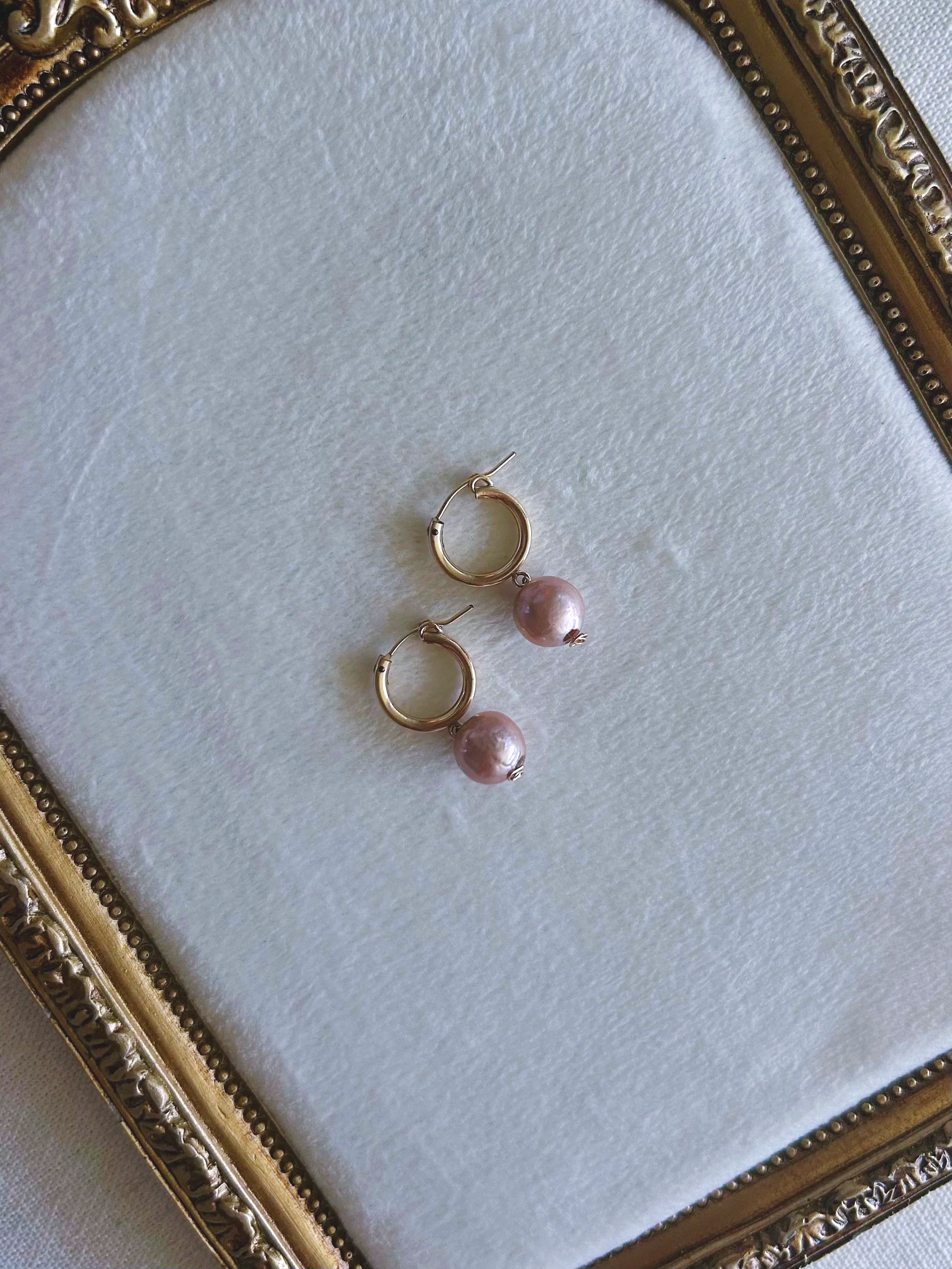 Edison Freshwater Pearl Huggies