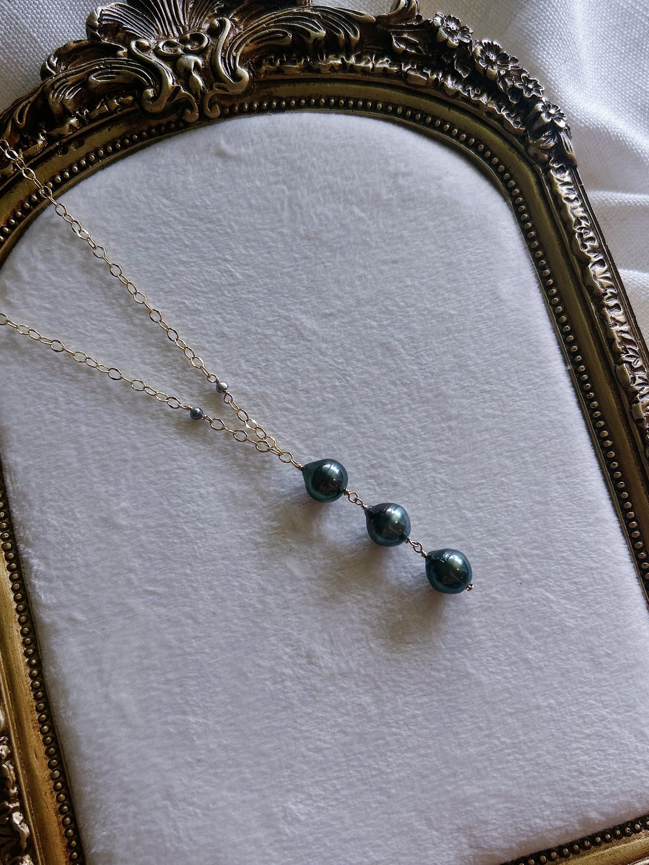 Keshi Tahitian Pearl necklace