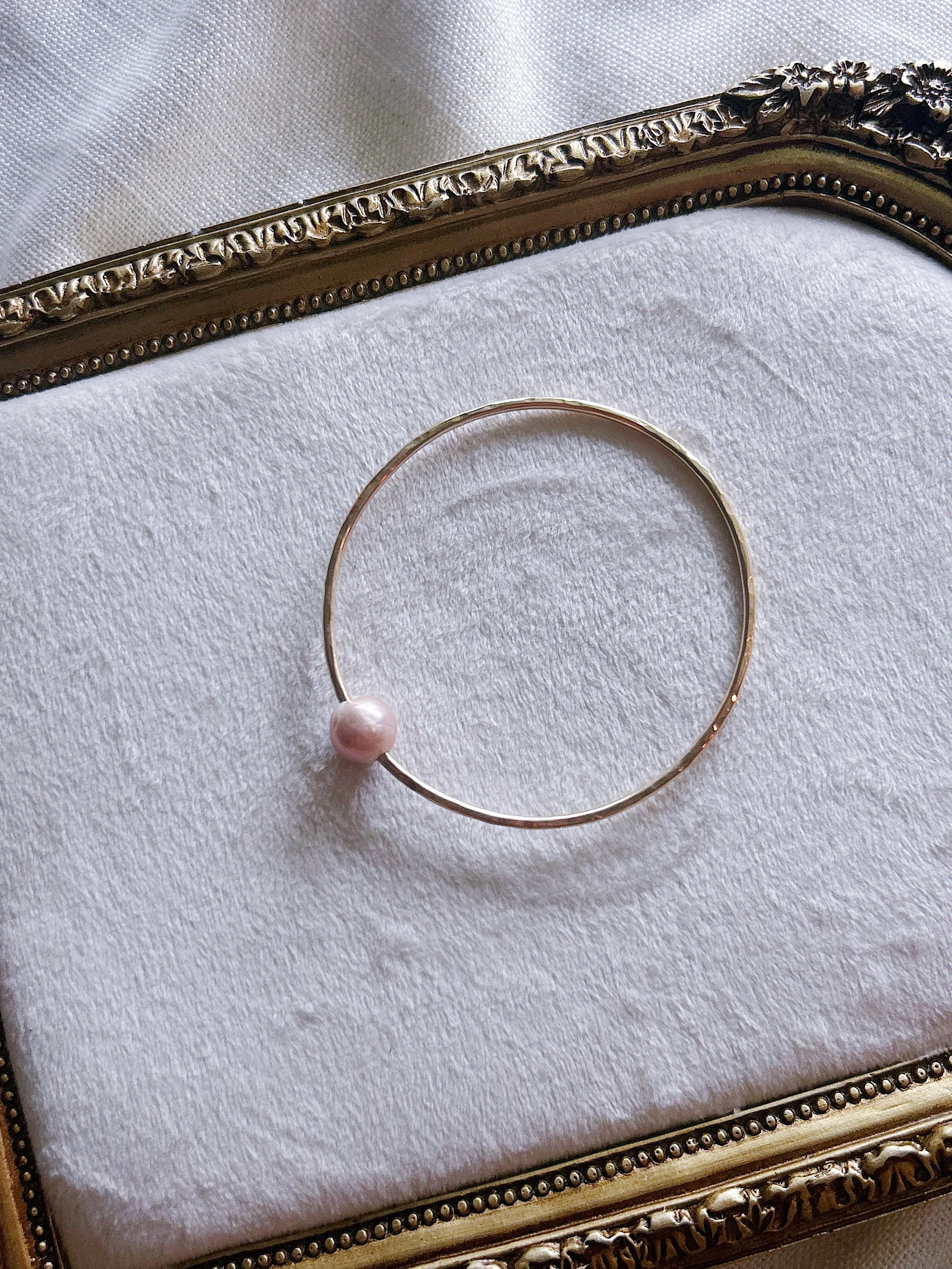 Size 8 Edison Freshwater Pearl bangle