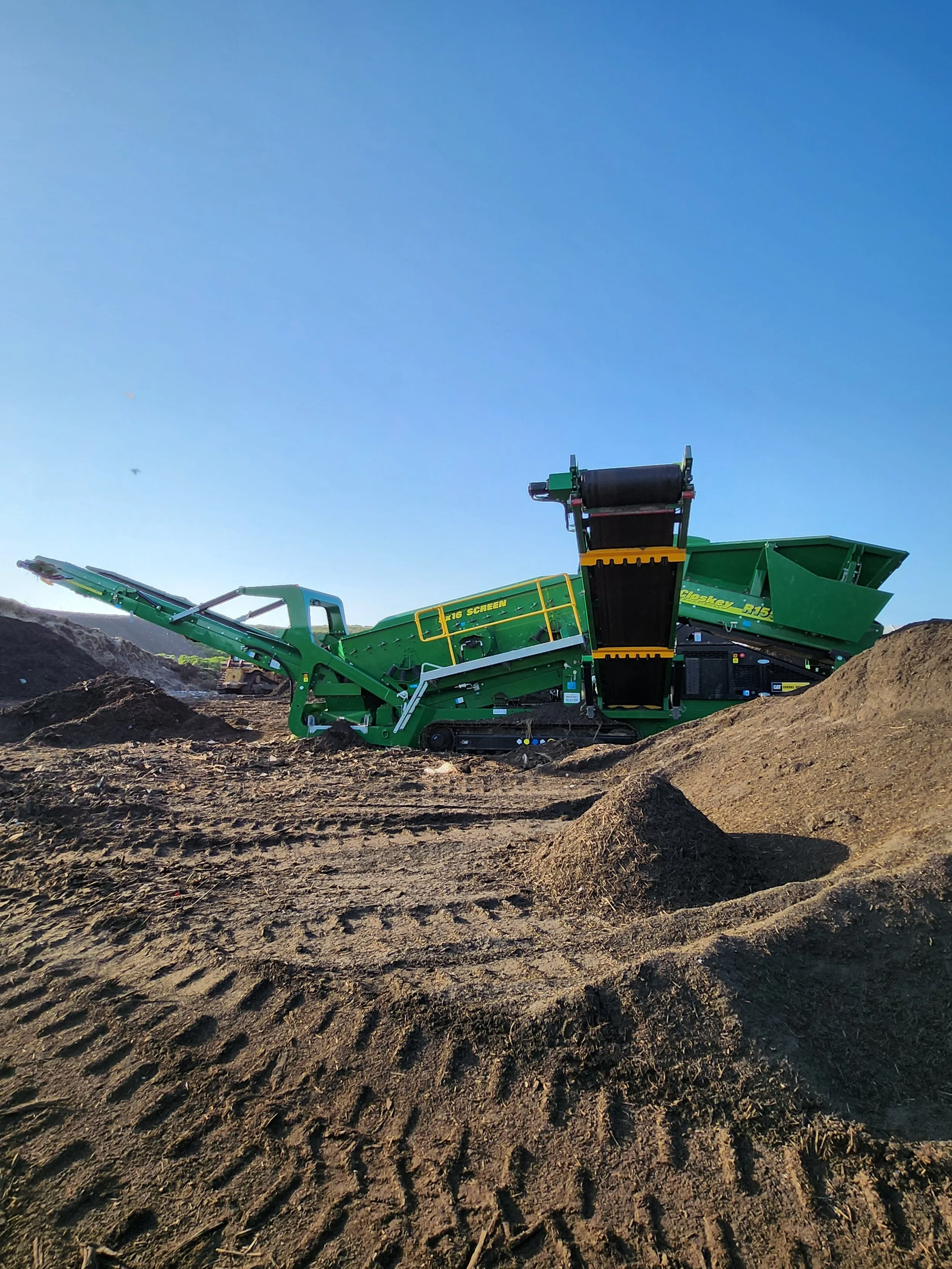 Screener machine is composting