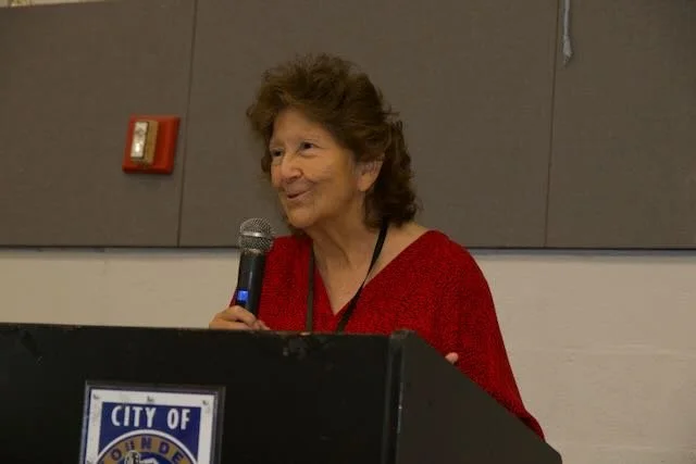 Eva Carrillo Dong, SACA Board Member,  coordinates the awards ceremony 