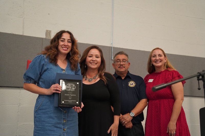 Daniela, Adelita, Ruben and Elizabeth Slater from YOTO on stage