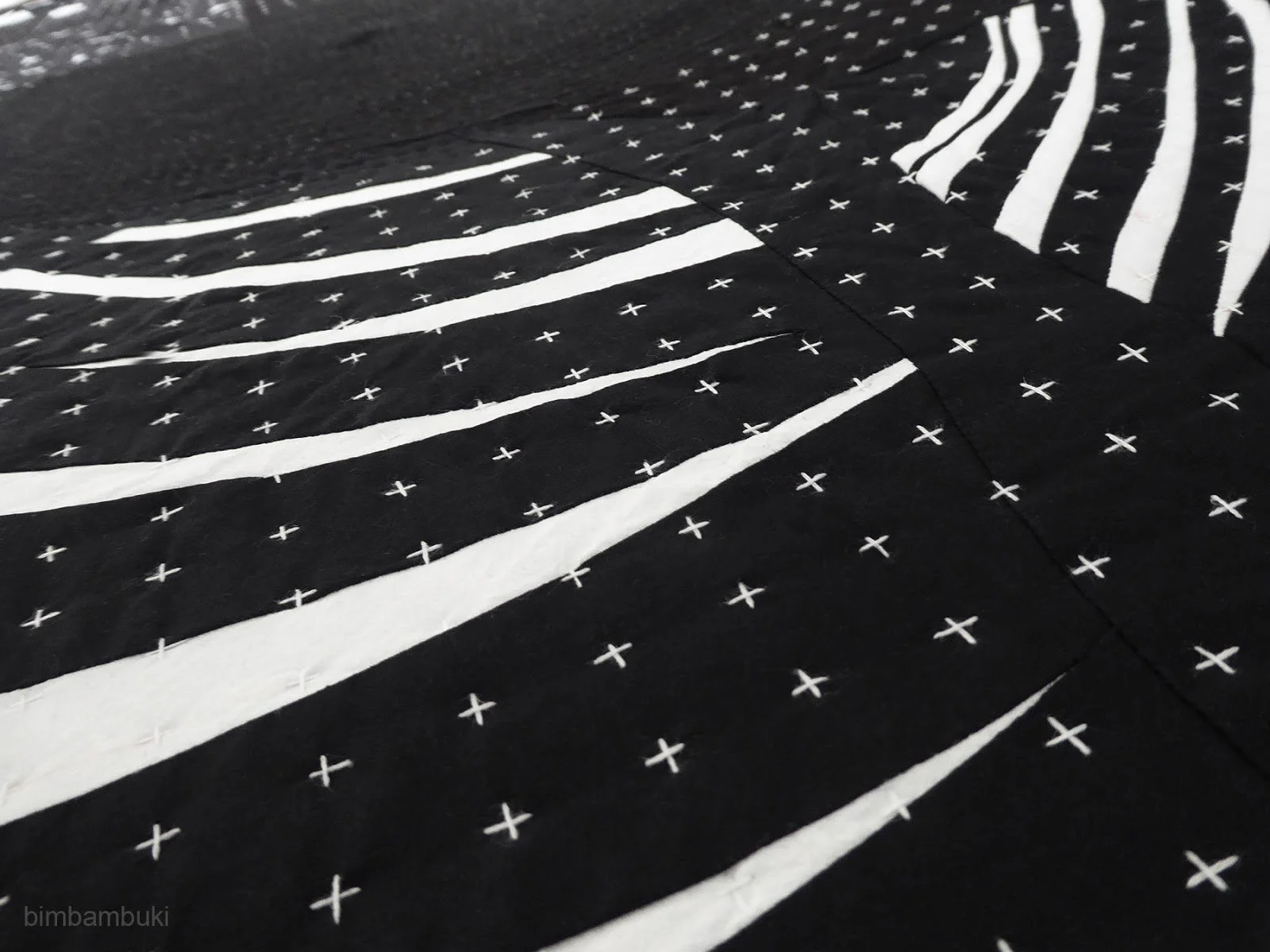 bimbambuki Leaving Marks Quilt 2.JPG