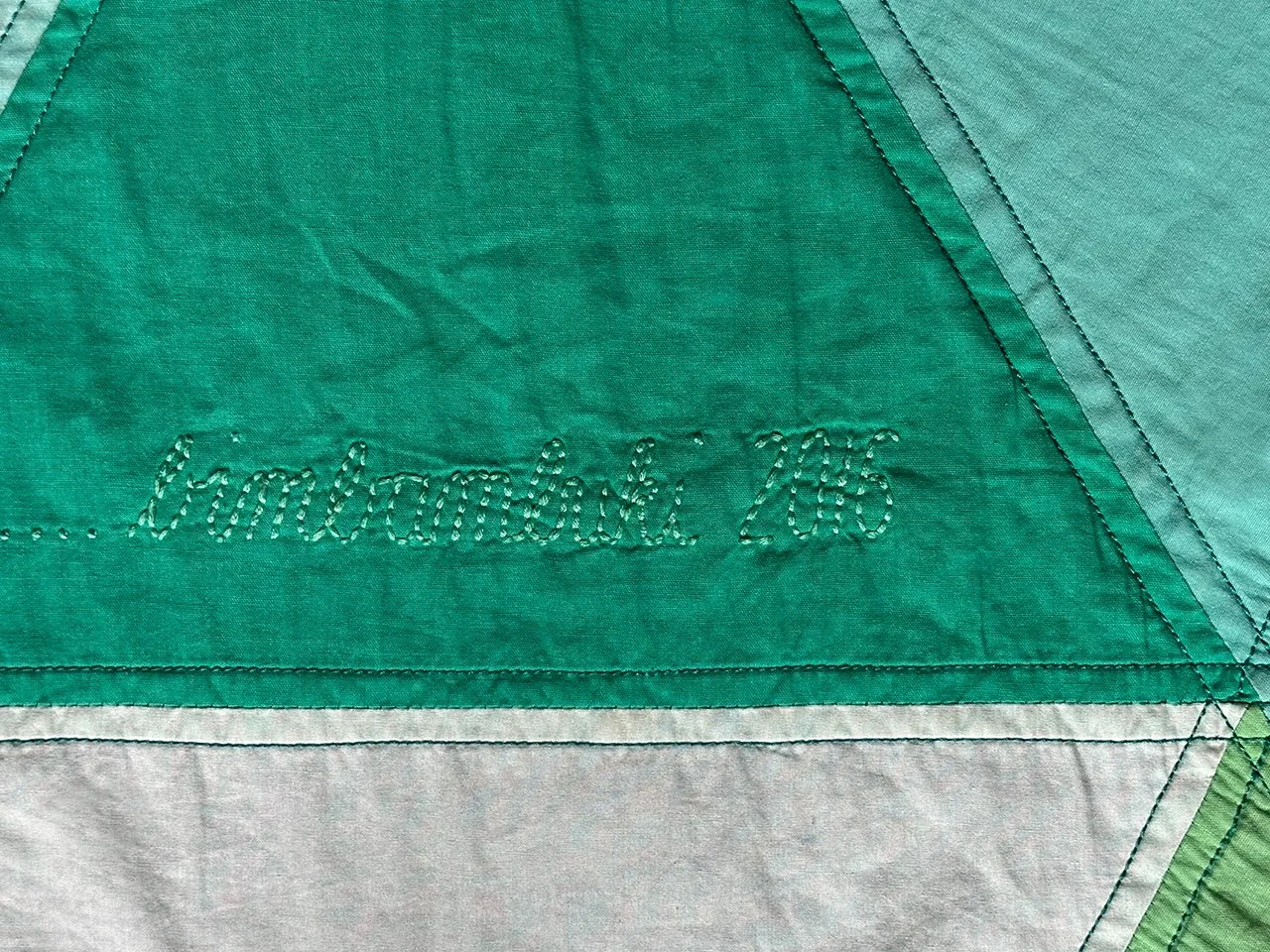 bimbambuki Un reve d'un mur vert Quilt 2.jpeg