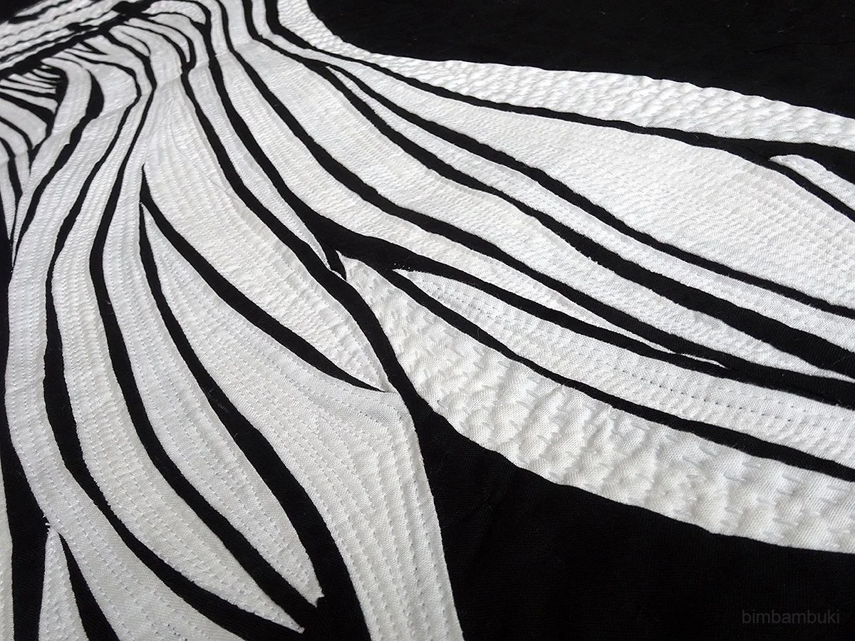 bimbambuki LeCrue Eyebrows Quilt 04.JPG