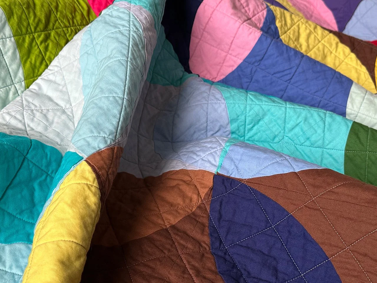 bimbambuki Brooklyn Orange Peel Quilt 3.jpeg