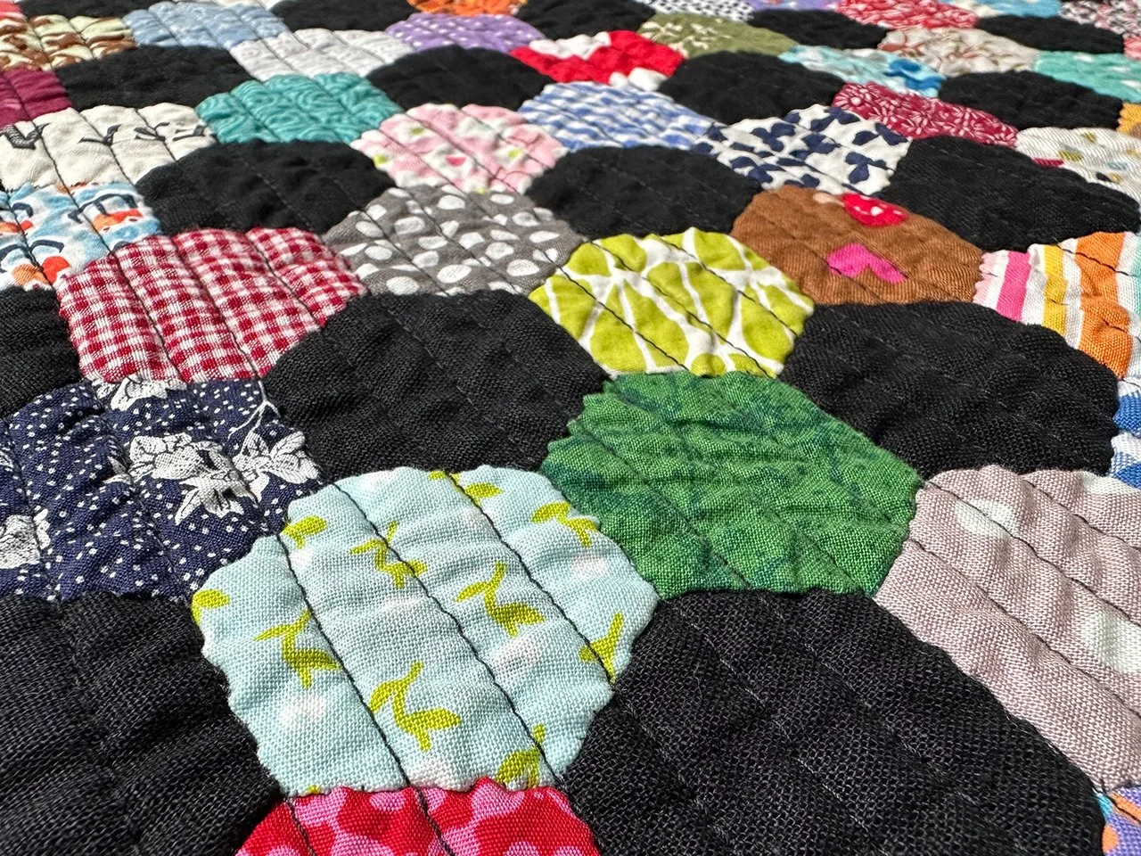 bimbambuki Hexie Quilt 2.jpeg