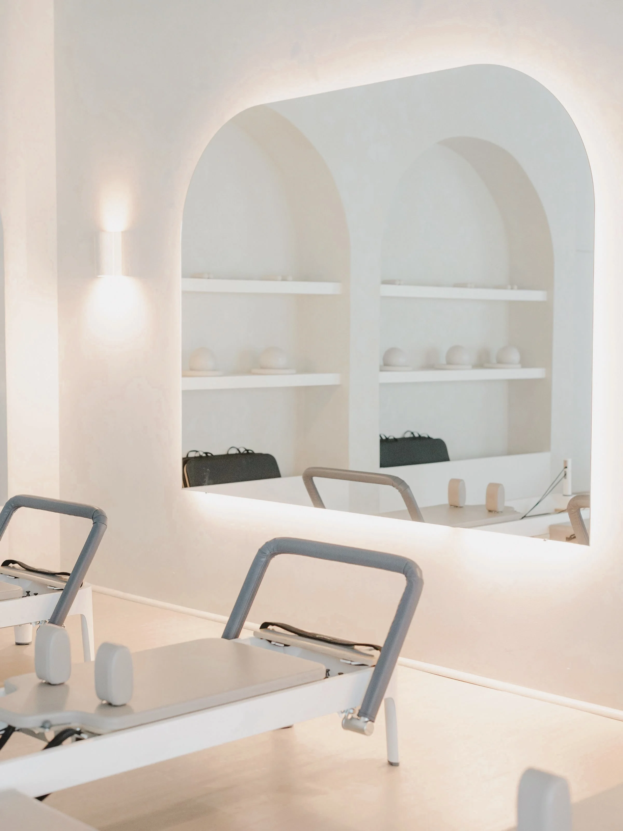 How to get more out of your Pilates class🤎

#PilatesStudio #RaleighNC #RaleighPilates

Focus on control over range🤎

Use your breath🤎

Listen to the instructor&rsquo;s cues🤎

Don&rsquo;t be afraid to modify🤎

Show up consistently🤎