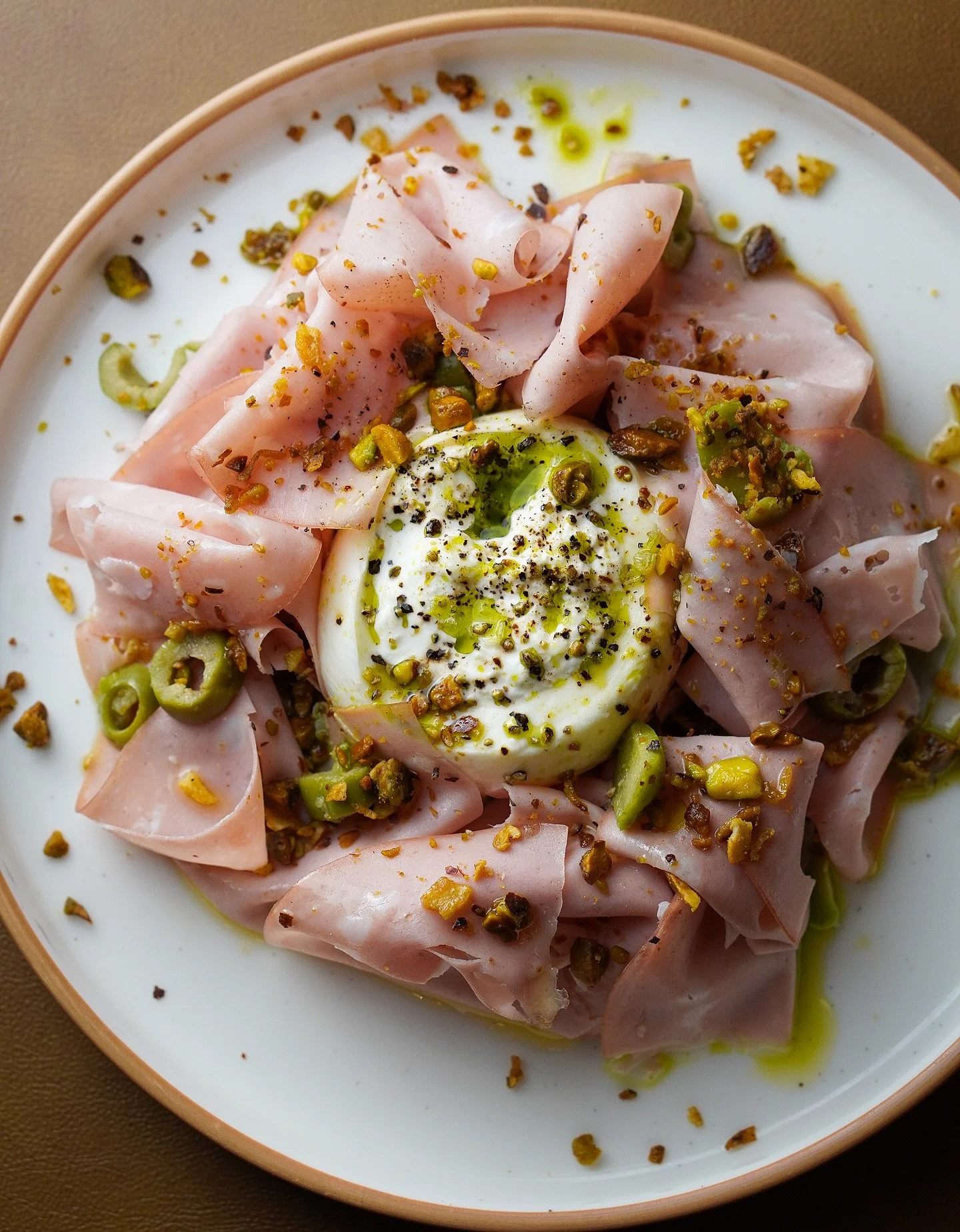 Mortadella | Burrata | Castelvetrano Olives | Pistachio | Basil Oil 
.
.
.
😮&zwj;💨👌