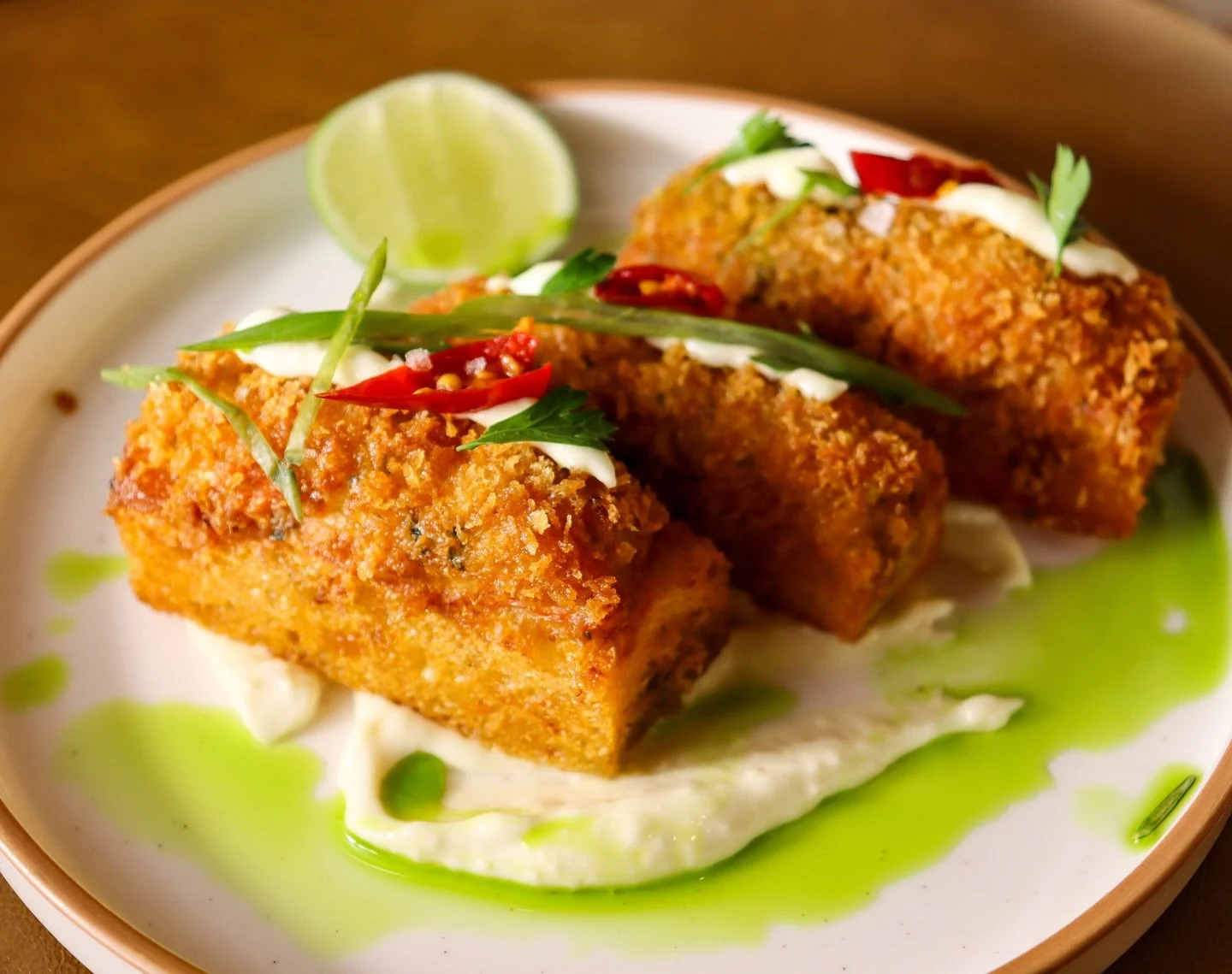 Chef @itssmartinnn brought the flavor and fun with this special Sunday for lunch at Stella. 🤤 

Stella&rsquo;s Shrimp Toast 
shrimp mousse, fried sweet roll, lemon aioli, basil oil, pickled fresno