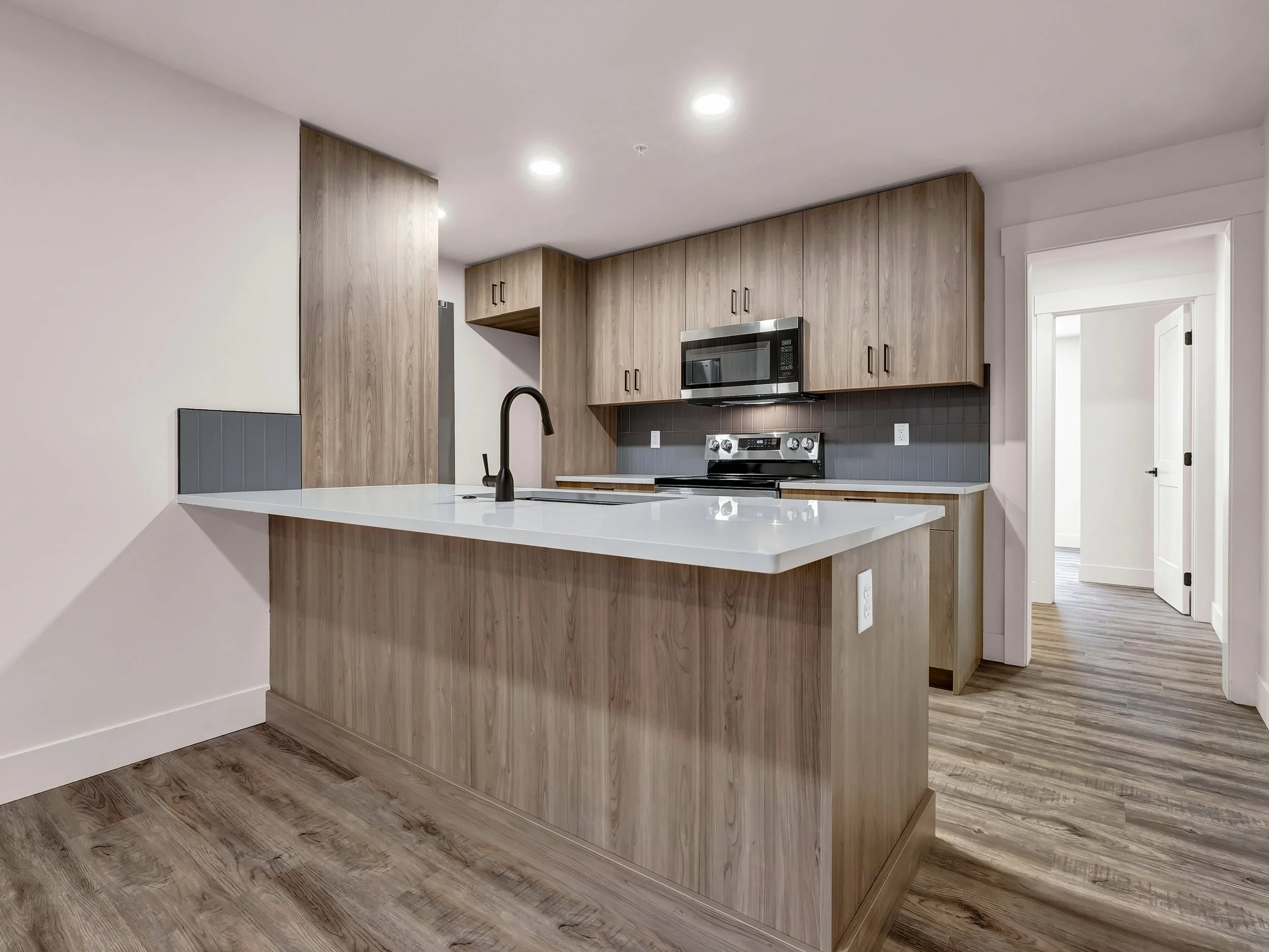 Triplex Interior Photo (6).jpg