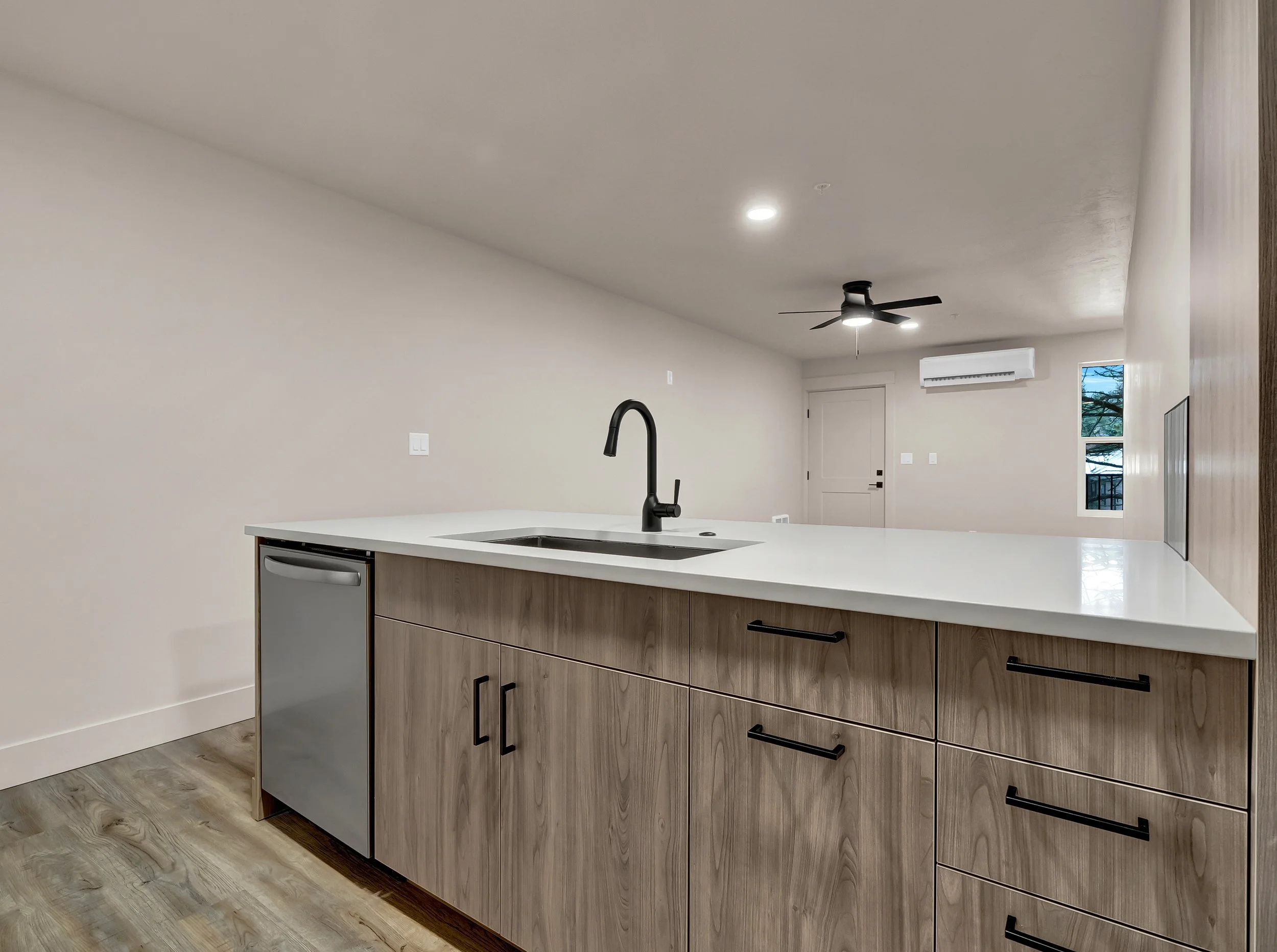 Triplex Interior Photo (12).jpg