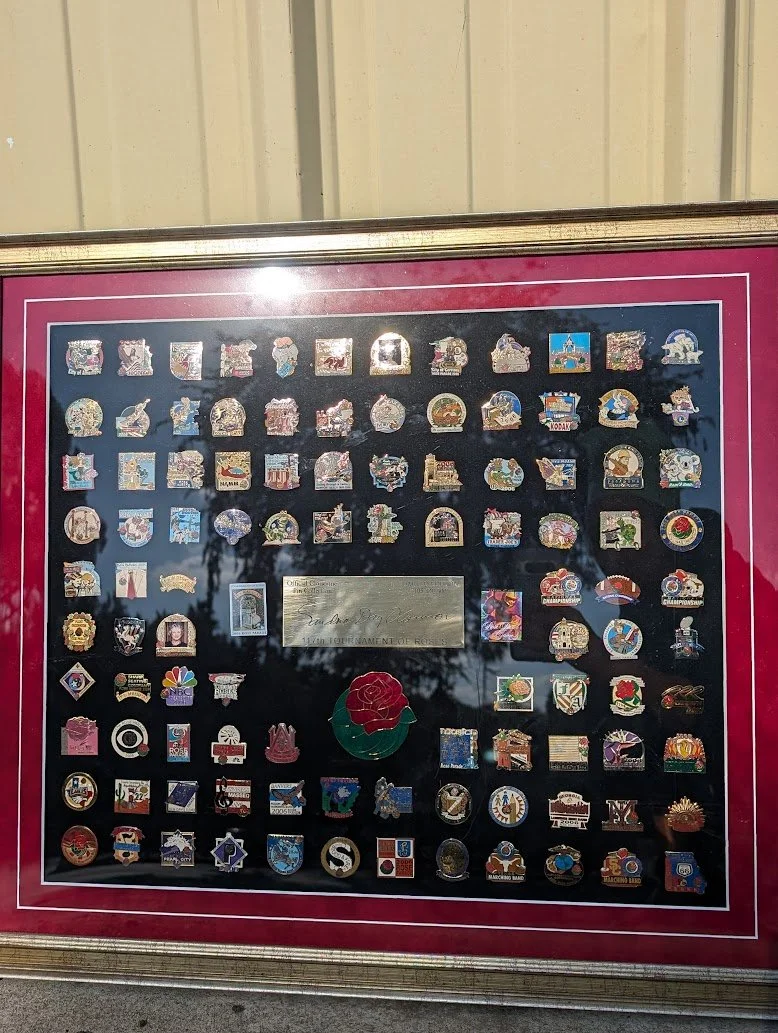 Float pin collections (1 frame per year) 1995-2004