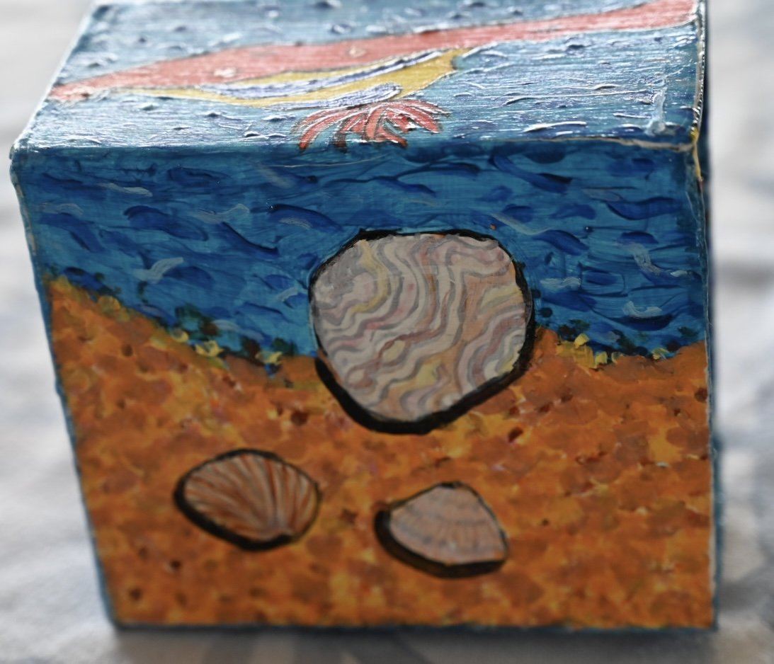 SeaHorseCube1e_5x5x4in_MixedMedia_bpie.jpg