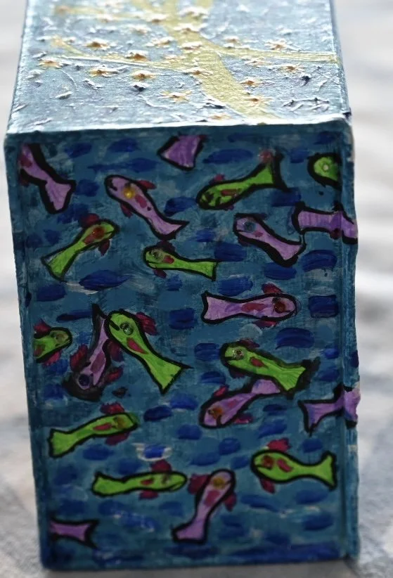 whitedottedfishCube8d_5x5x4in_MixedMedia_bpie.jpg