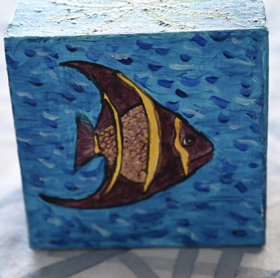 AngelFish_5x5x3.25in_MixedMediaonRepurposedBox_Bpie.jpg