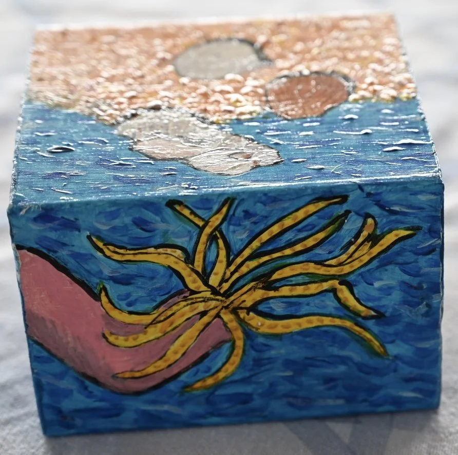 mantaRayCube6f_5x5x4in_MixedMedia_bpie.jpg