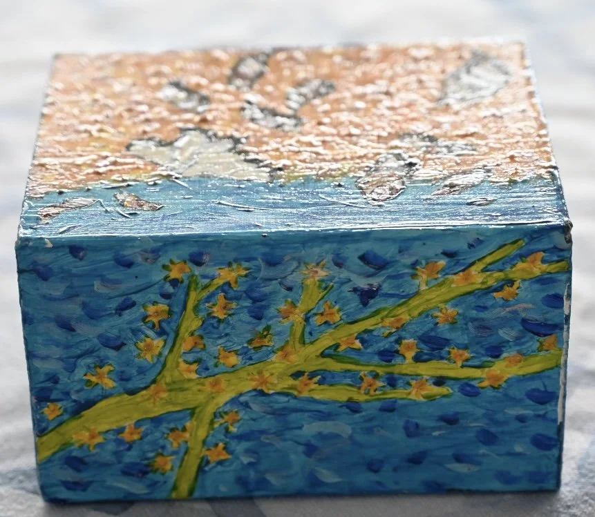 WhitedottedfishCube8f_5x5x4in_MixedMedia_bpie.jpg