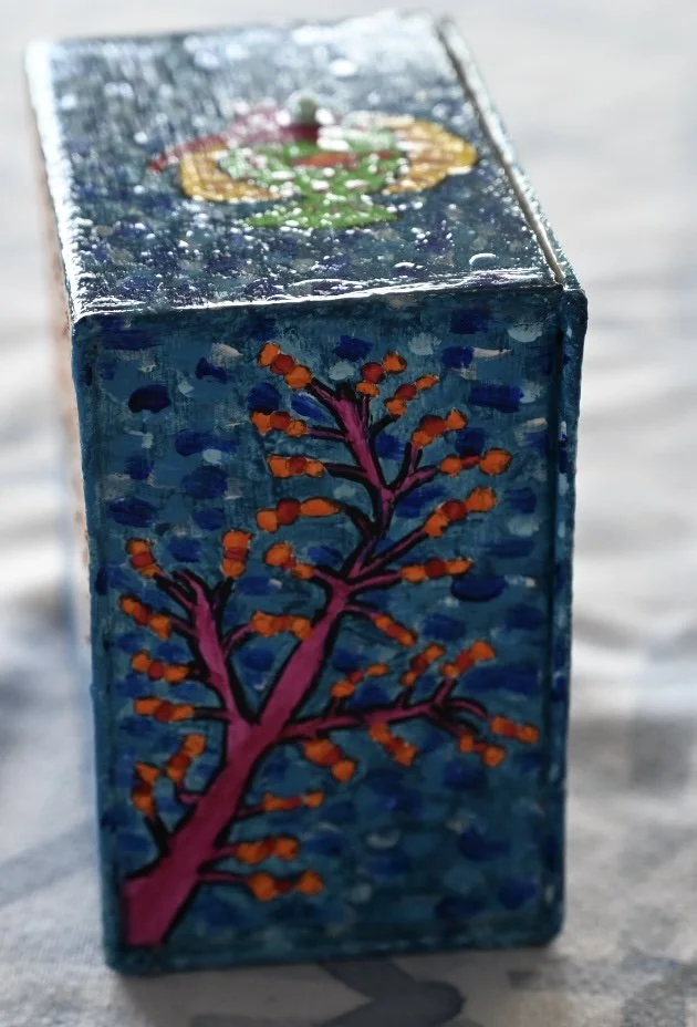 SeaHorseCube1c_5x5x4in_MixedMedia_bpie.jpg