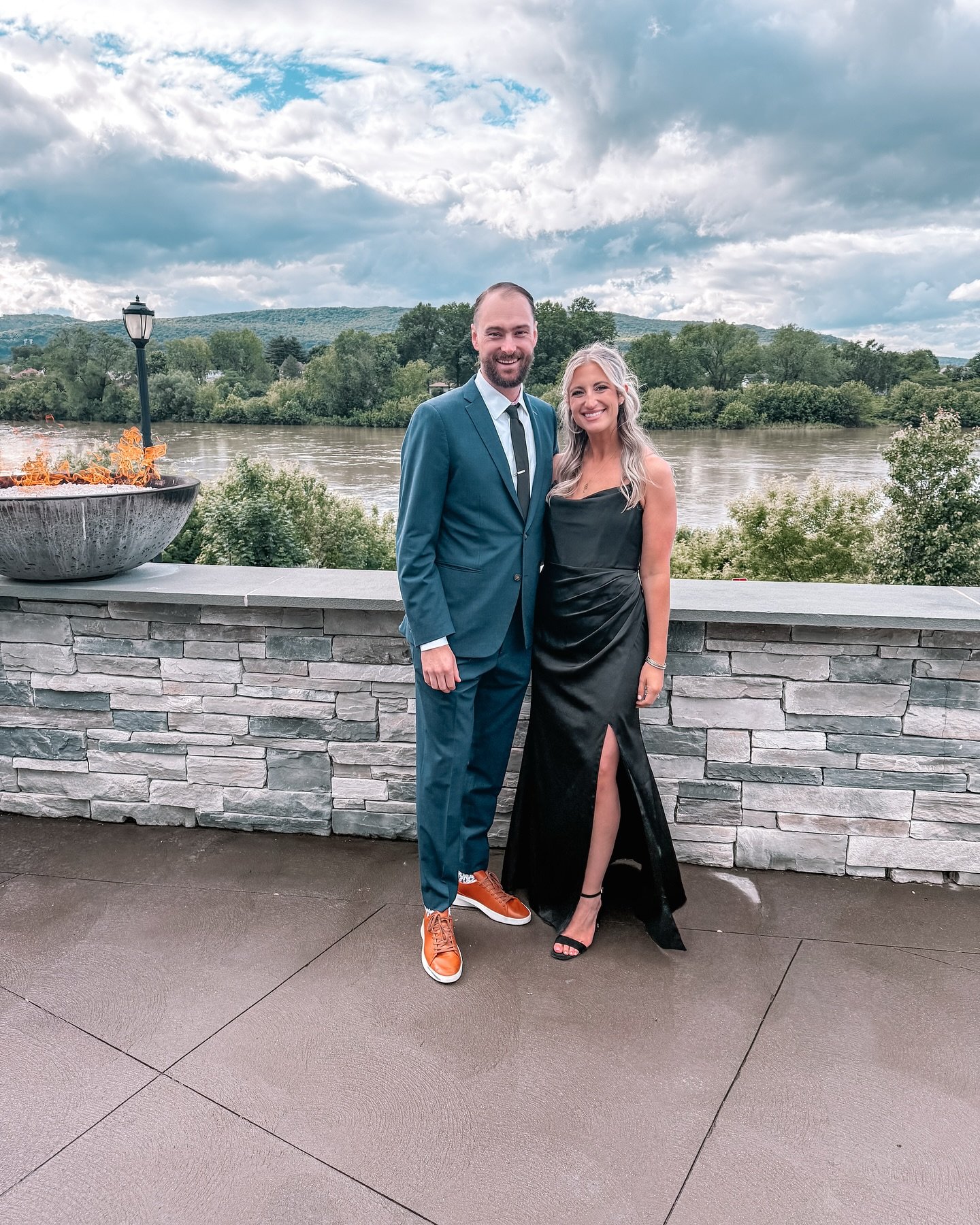 Couldn&rsquo;t be happier to celebrate @tayylordebona &amp; @tdebona3 this weekend! 💒👰🏼&zwj;♀️💍🤵🏽

So lucky to stand by your side and watch your fairytale come true 🤍✨