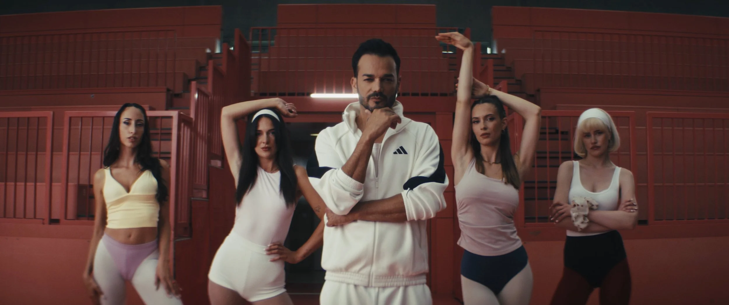 Timeline 1_01_05_03_05.jpg